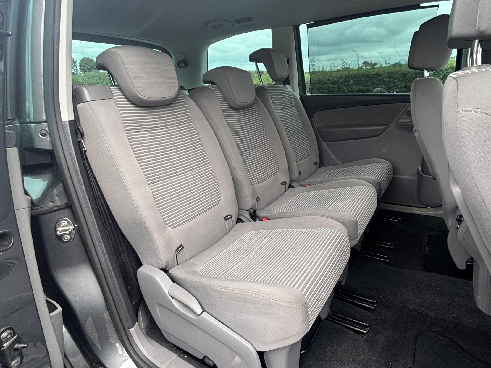 SEAT Alhambra 2.0 TDI Ecomotive CR SE MPV 5dr Diesel Manual Euro 5 (s/s) (140 ps)