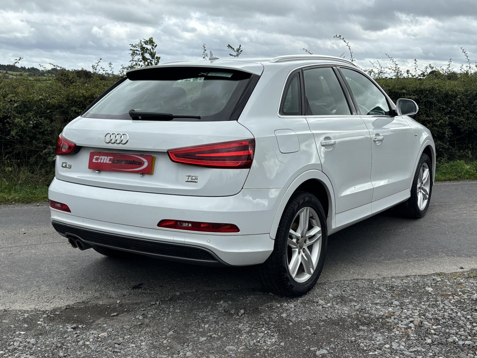 Audi Q3 2.0 TDI S line SUV 5dr Diesel Manual quattro Euro 5 (s/s) (140 ps)