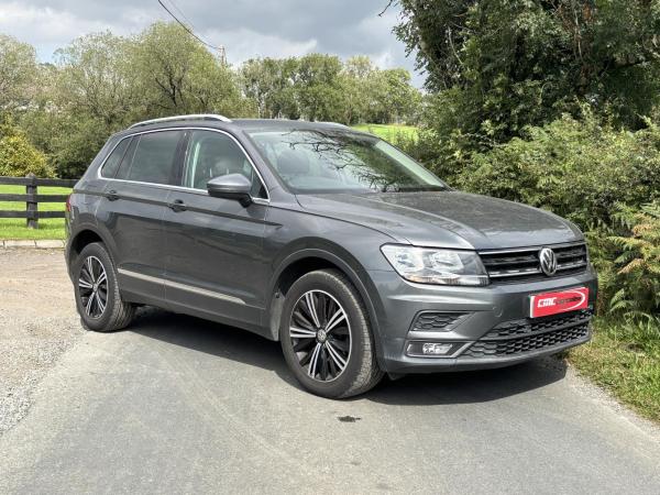 Volkswagen Tiguan 2.0 TDI SE Navigation SUV 5dr Diesel Manual 4Motion Euro 6 (s/s) (150 ps)