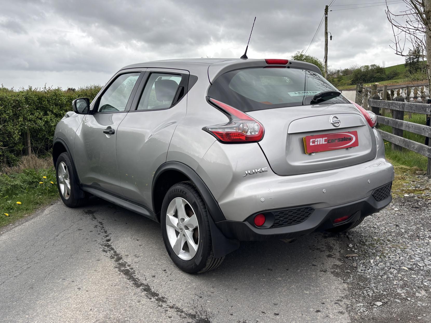Nissan Juke 1.6 Visia SUV 5dr Petrol Manual Euro 6 (94 ps)