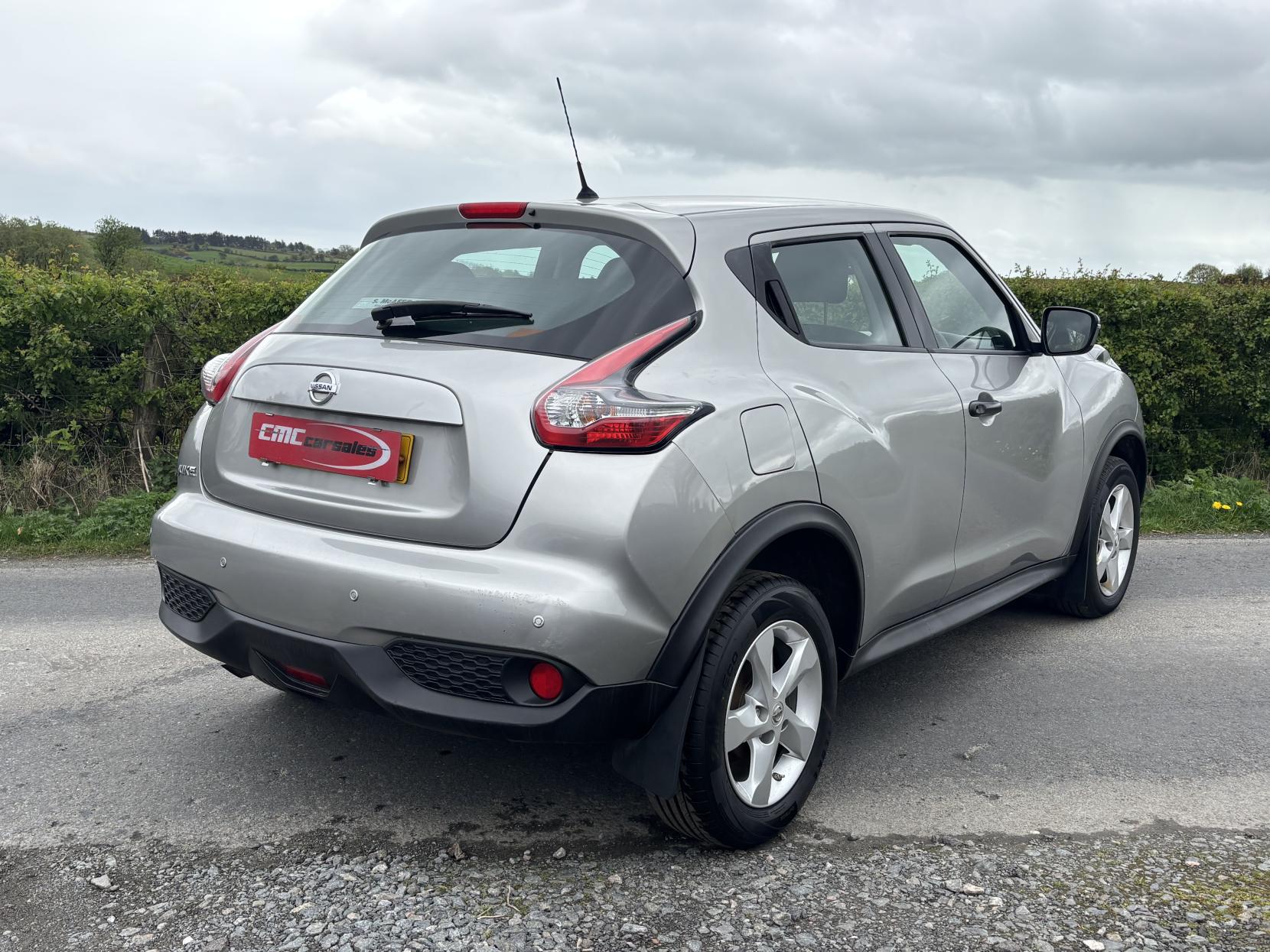 Nissan Juke 1.6 Visia SUV 5dr Petrol Manual Euro 6 (94 ps)
