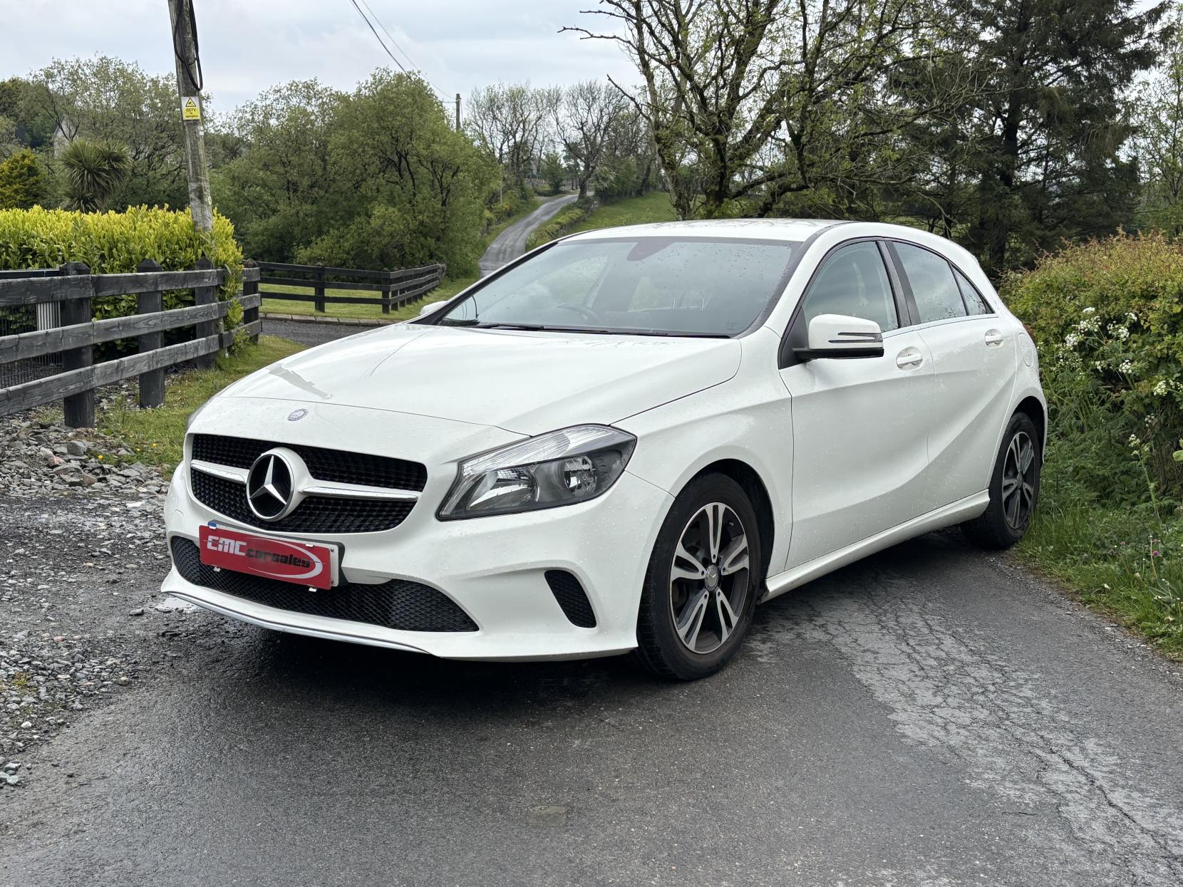Mercedes-Benz A Class 1.5 A180d SE Hatchback 5dr Diesel Manual Euro 6 (s/s) (109 ps)