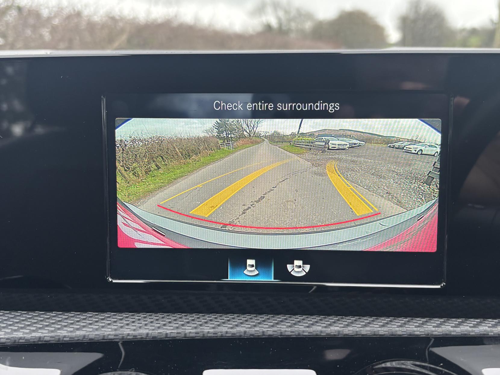 Mercedes-Benz A Class 1.5 A180d SE Hatchback 5dr Diesel Manual Euro 6 (s/s) (116 ps)