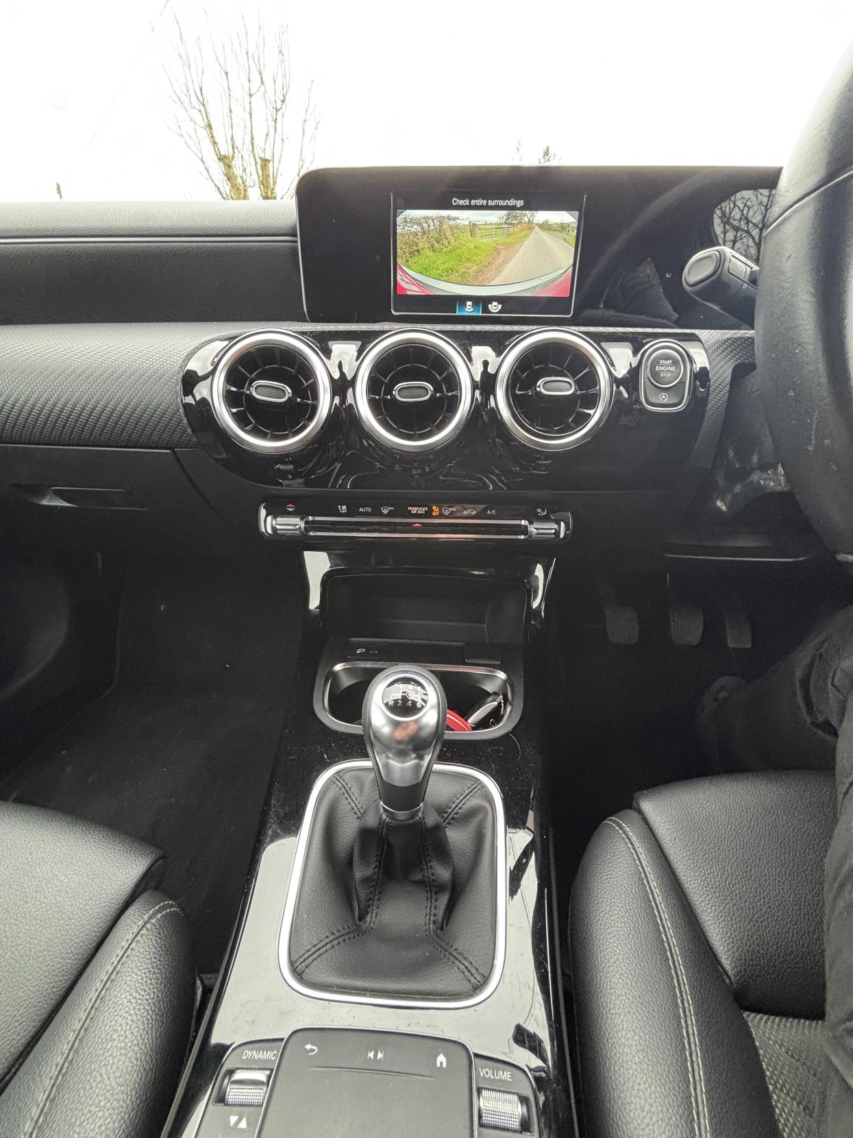 Mercedes-Benz A Class 1.5 A180d SE Hatchback 5dr Diesel Manual Euro 6 (s/s) (116 ps)