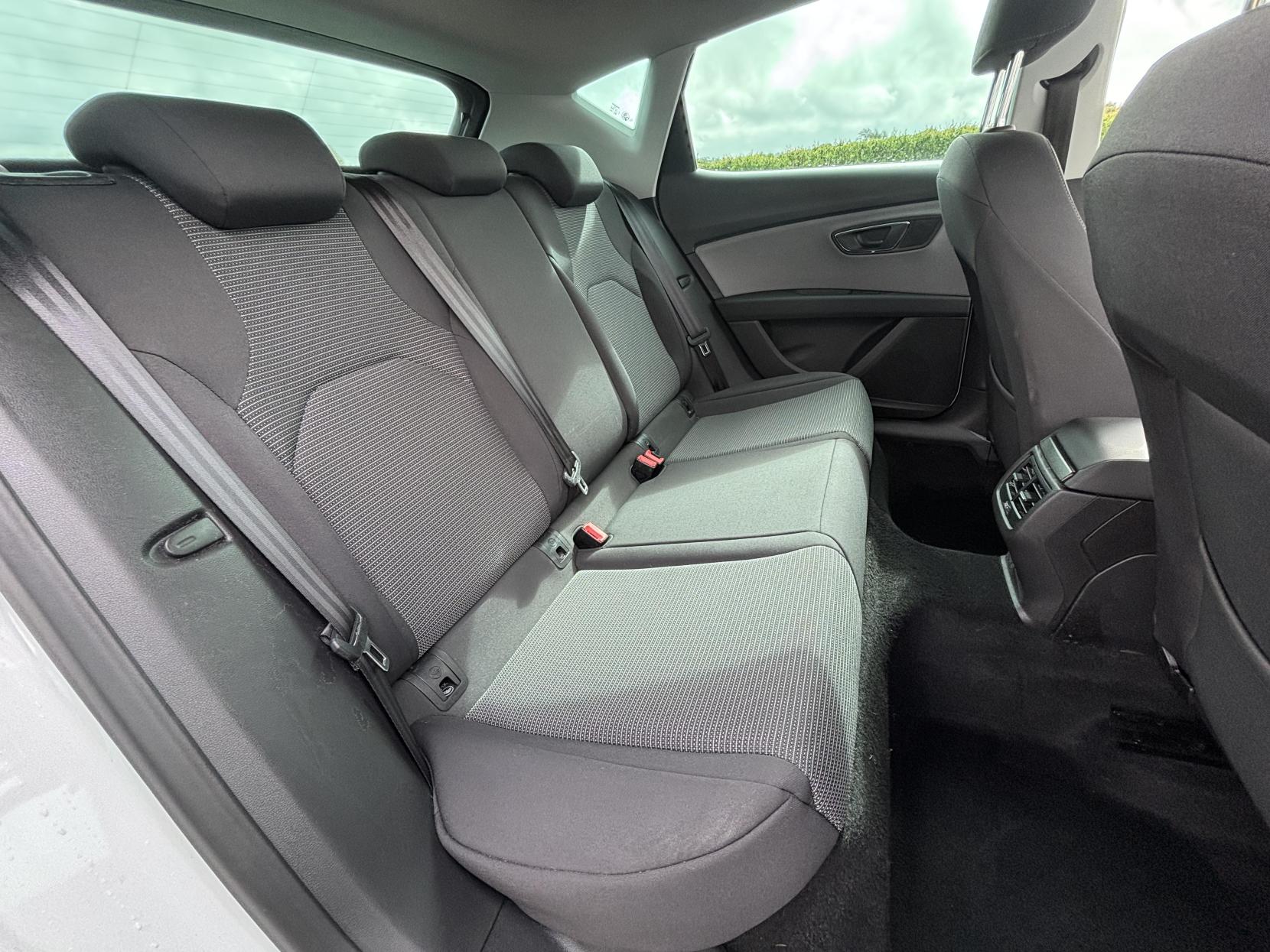 SEAT Leon 1.0 TSI SE Dynamic Hatchback 5dr Petrol Manual Euro 6 (s/s) (115 ps)