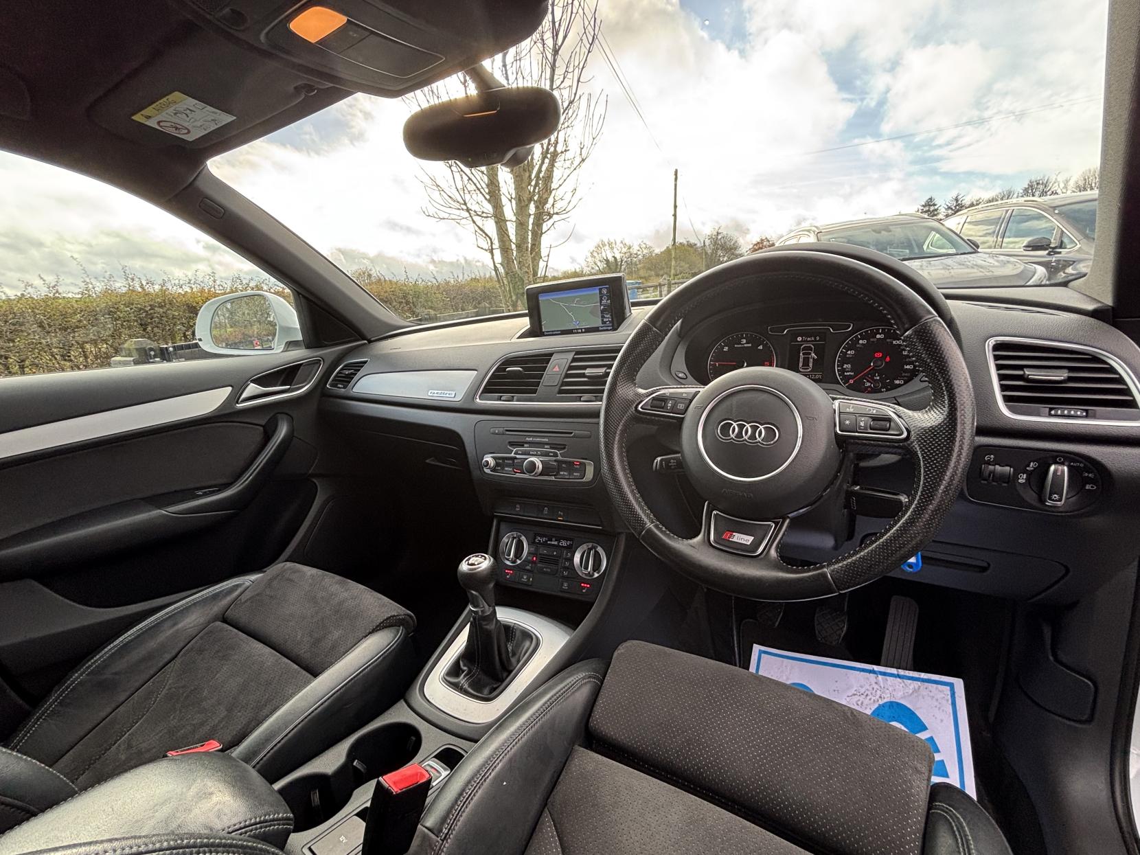 Audi Q3 2.0 TDI S line Plus SUV 5dr Diesel Manual quattro Euro 5 (s/s) (177 ps)