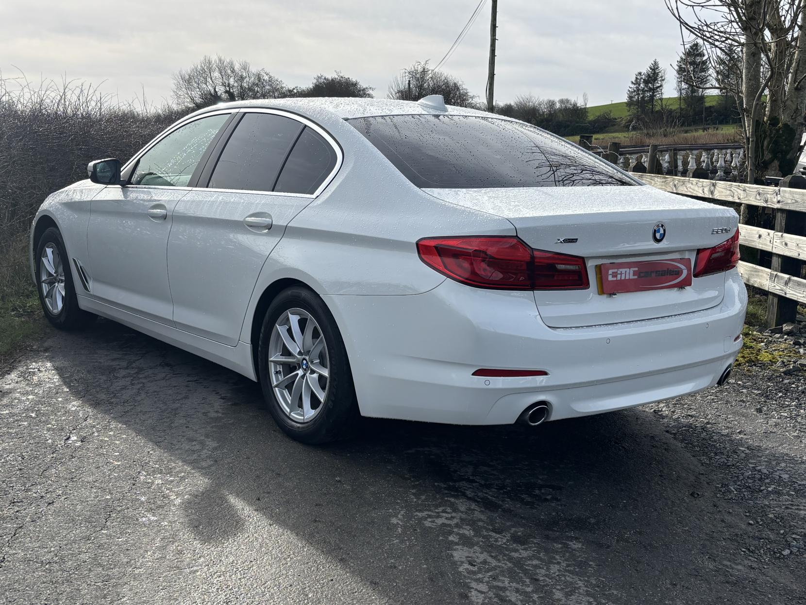 BMW 5 Series 2.0 520d SE Saloon 4dr Diesel Auto xDrive Euro 6 (s/s) (190 ps)