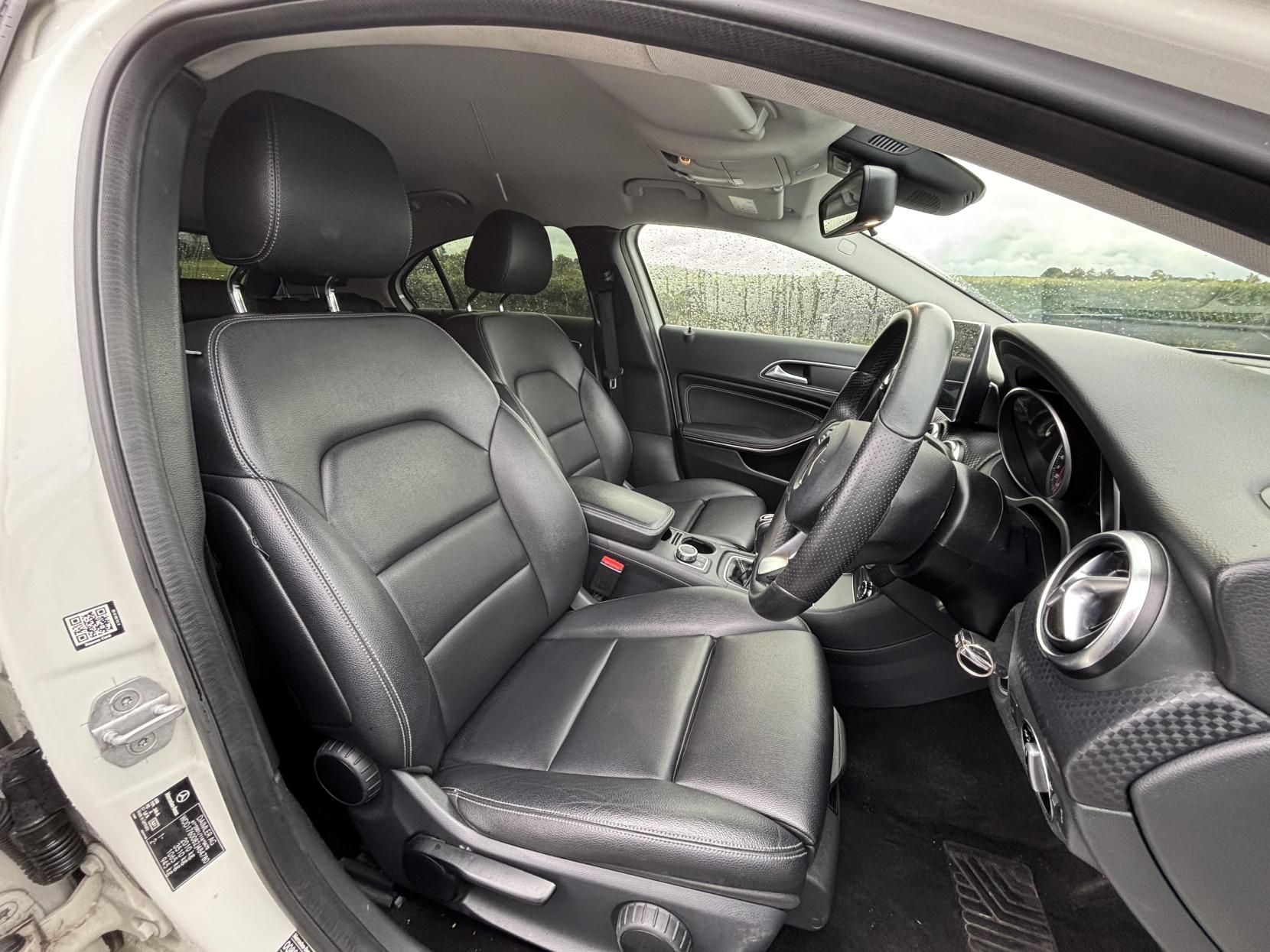 Mercedes-Benz A Class 2.1 A200d Sport Hatchback 5dr Diesel Manual Euro 6 (s/s) (136 ps)