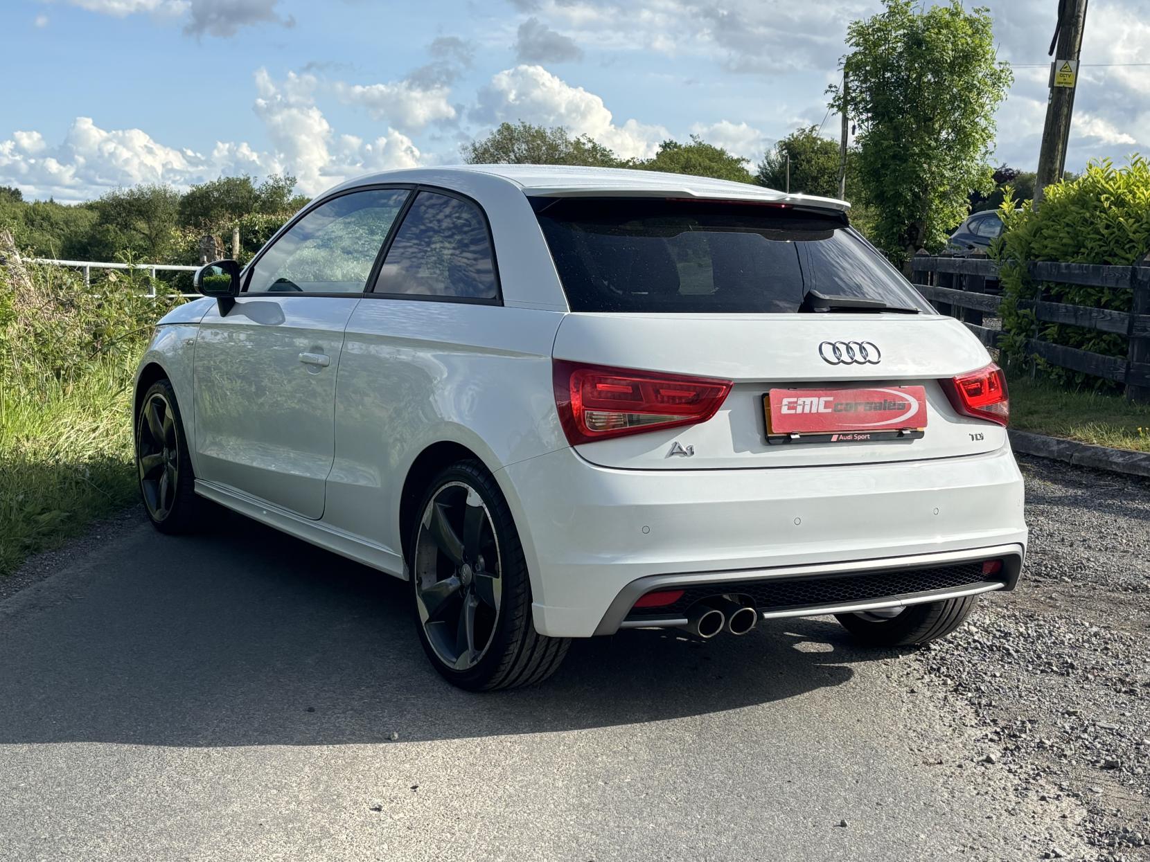 Audi A1 2.0 TDI Black Edition Hatchback 3dr Diesel Manual Euro 5 (s/s) (143 ps)
