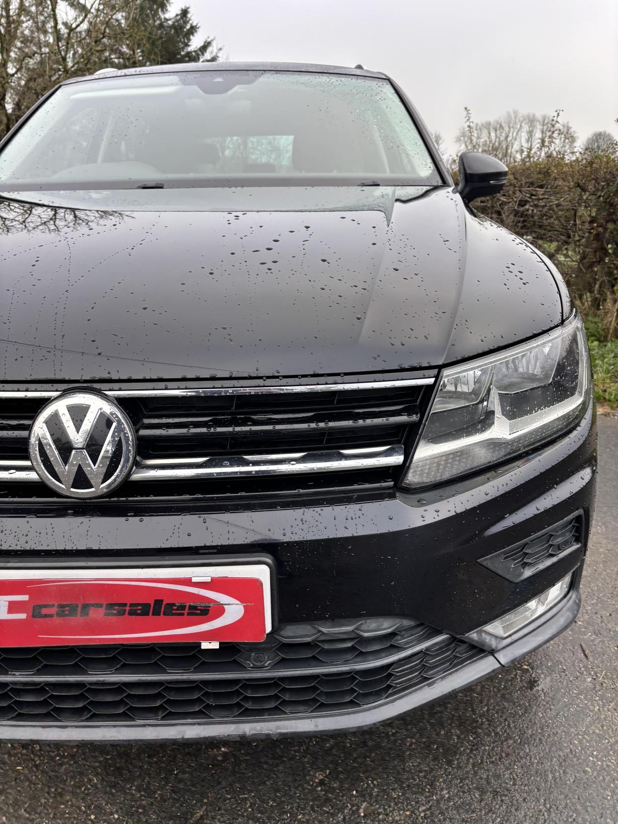 Volkswagen Tiguan 2.0 TDI BlueMotion Tech SE Navigation SUV 5dr Diesel Manual Euro 6 (s/s) (150 ps)