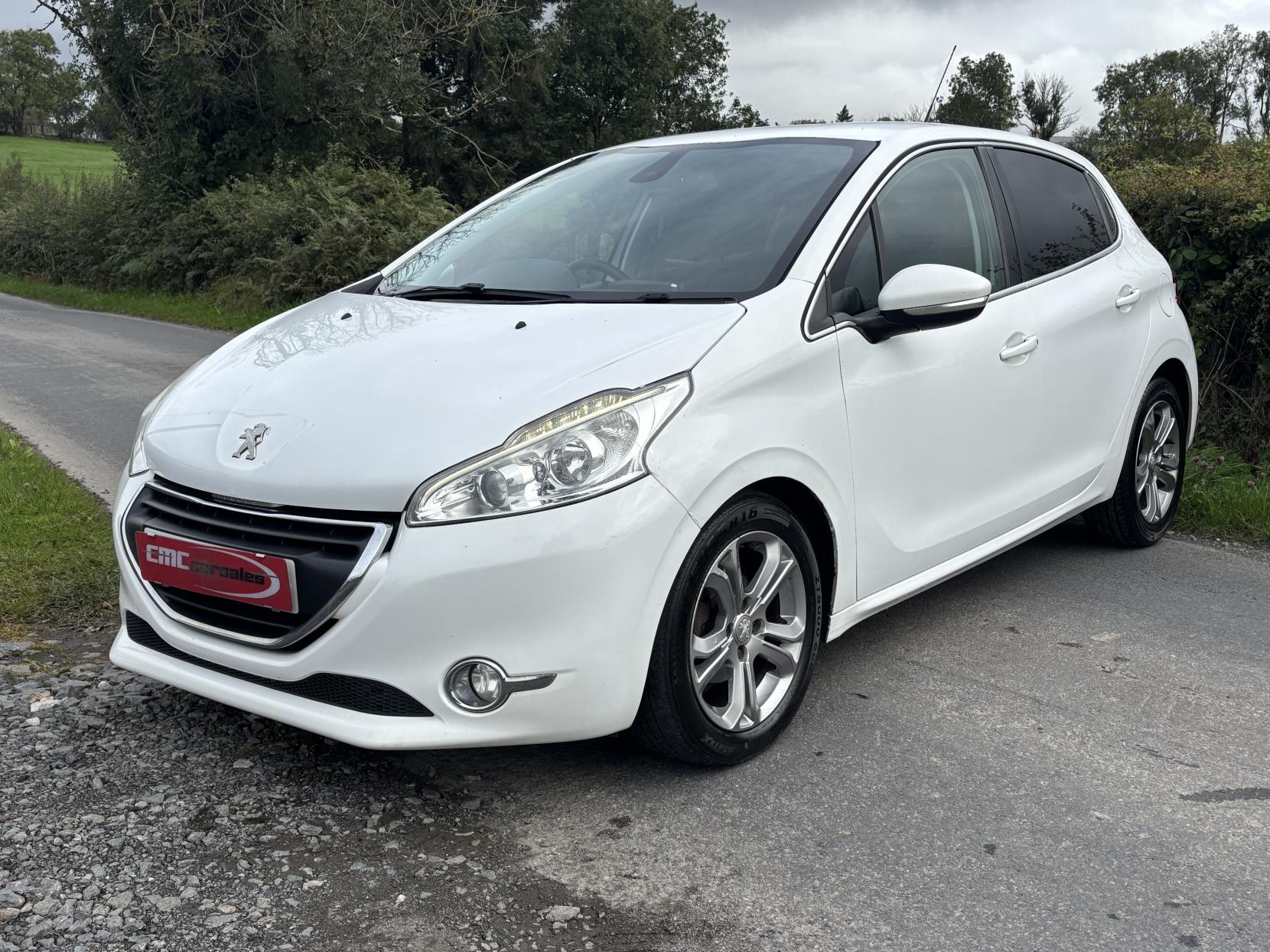 Peugeot 208 1.6 e-HDi Allure Hatchback 5dr Diesel Manual Euro 5 (s/s) (92 ps)