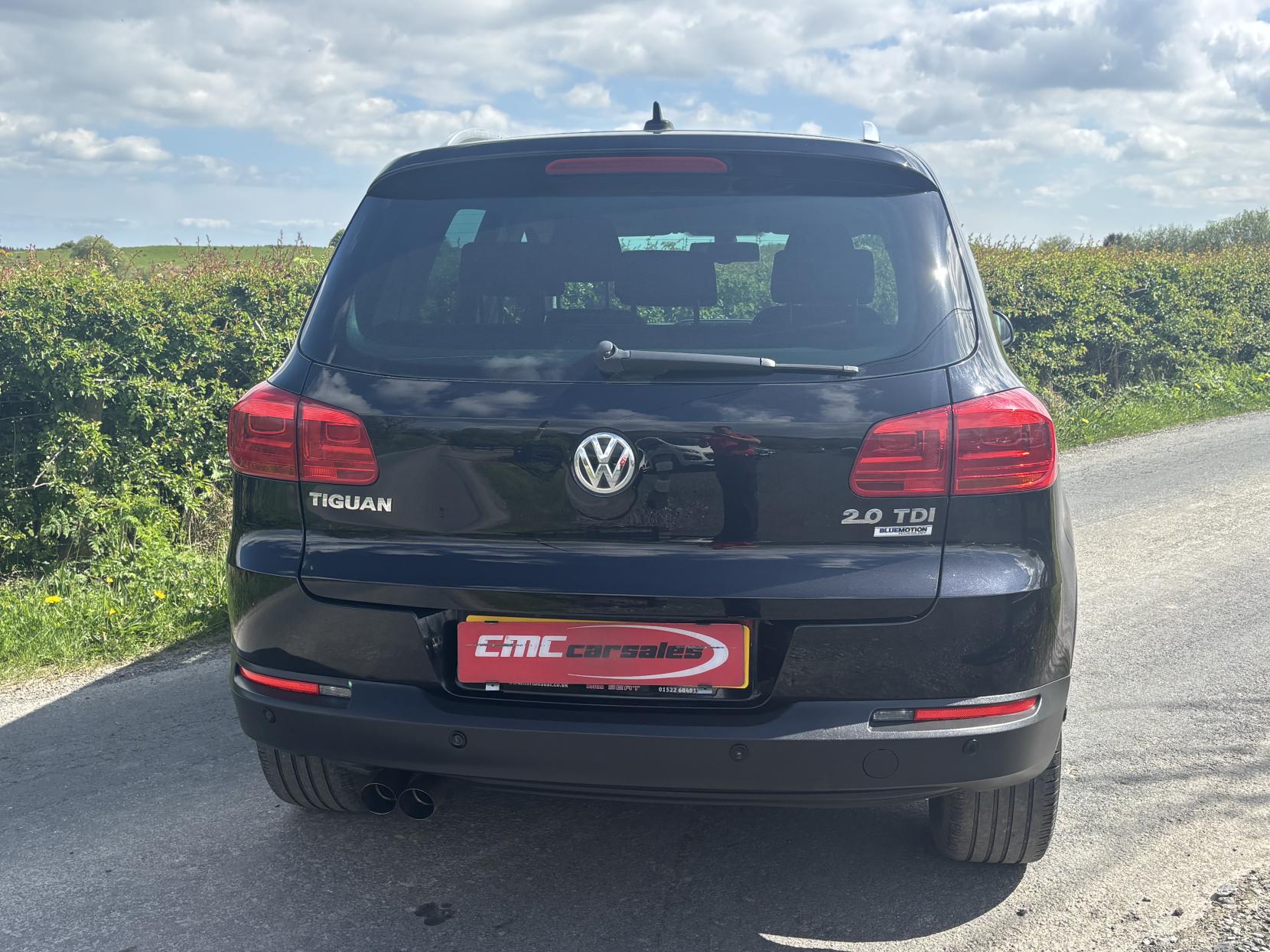 Volkswagen Tiguan 2.0 TDI BlueMotion Tech Match SUV 5dr Diesel Manual 2WD Euro 5 (s/s) (140 ps)