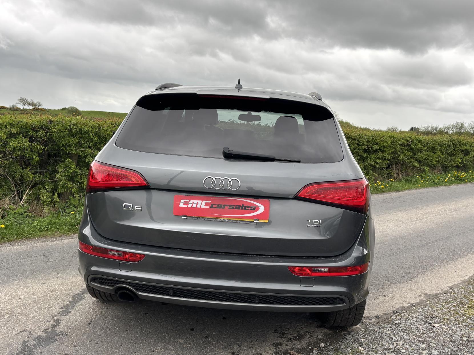 Audi Q5 2.0 TDI S line Plus SUV 5dr Diesel Manual quattro Euro 5 (s/s) (177 ps)