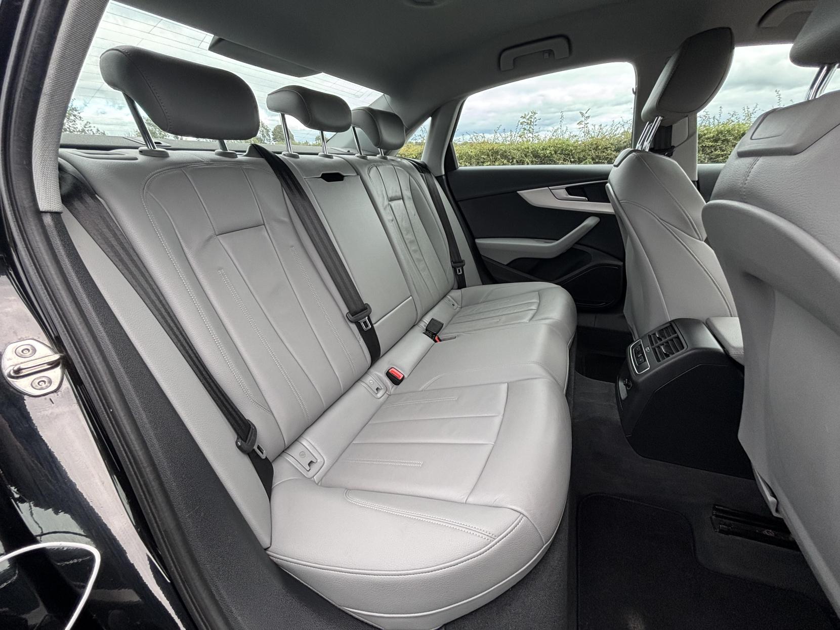 Audi A4 2.0 TDI ultra Sport Saloon 4dr Diesel Manual Euro 6 (s/s) (190 ps)