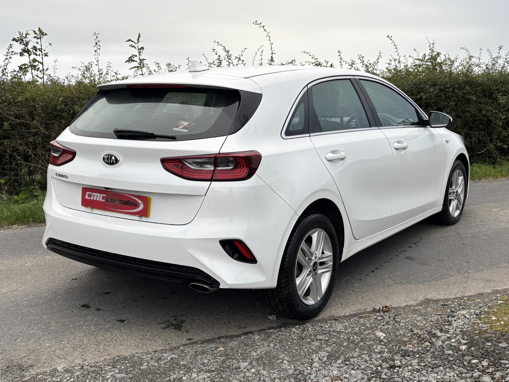 Kia Ceed 1.6 CRDi ECO 2 Hatchback 5dr Diesel Manual Euro 6 (s/s) (114 bhp)