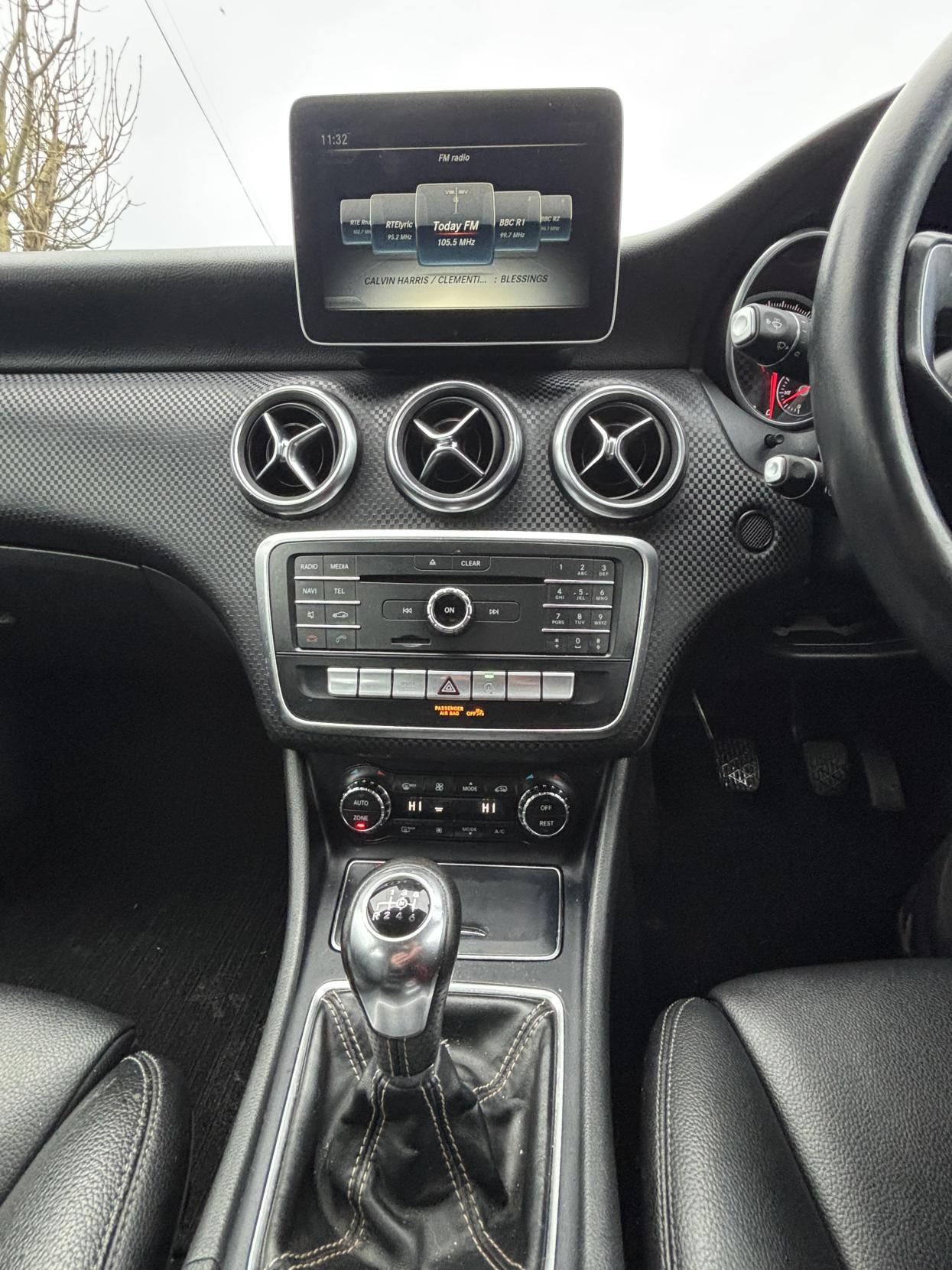 Mercedes-Benz A Class 1.5 A180d Sport Hatchback 5dr Diesel Manual Euro 6 (s/s) (109 ps)