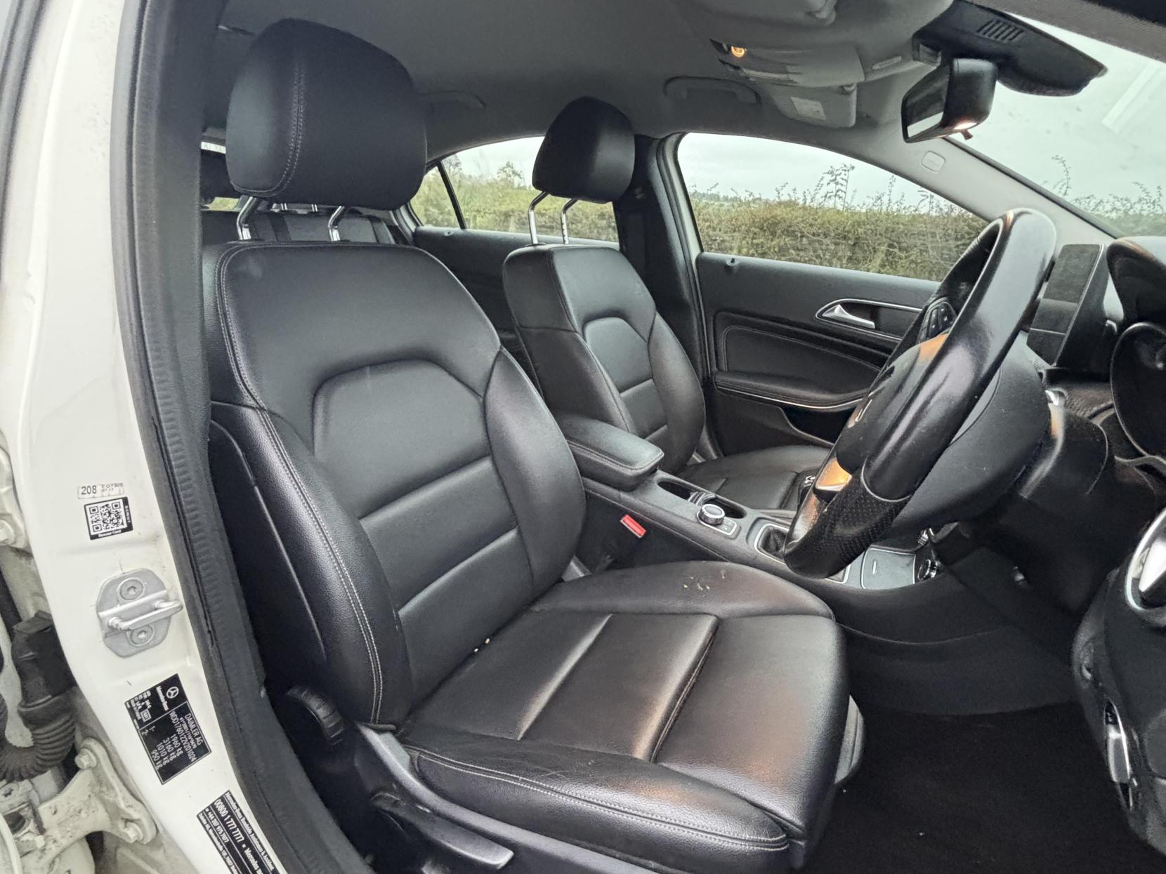 Mercedes-Benz A Class 1.5 A180d Sport Hatchback 5dr Diesel Manual Euro 6 (s/s) (109 ps)