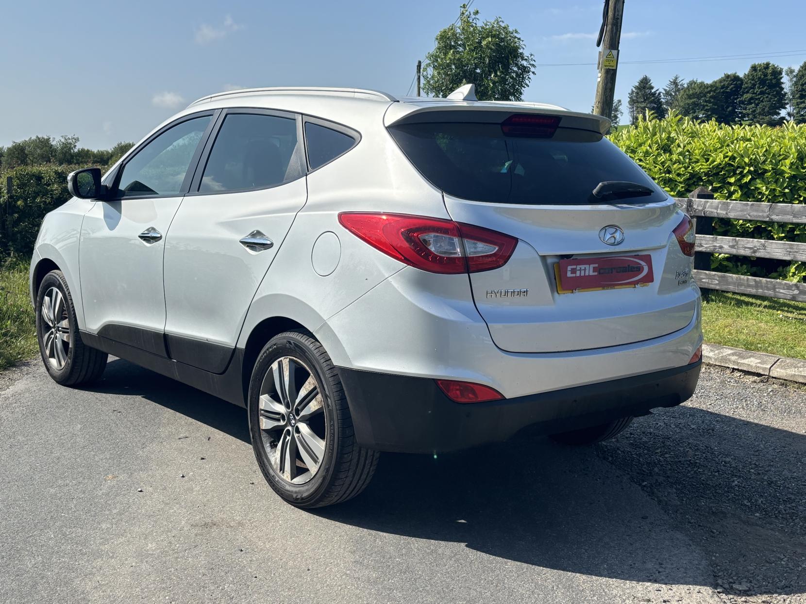 Hyundai ix35 1.7 CRDi Premium SUV 5dr Diesel Manual Euro 5 (s/s) (115 ps)