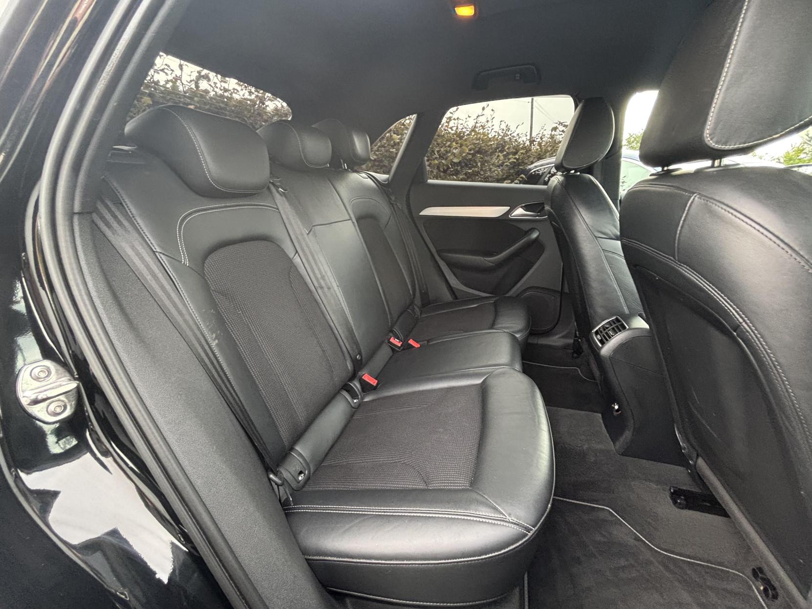 Audi Q3 2.0 TDI S line SUV 5dr Diesel Manual quattro Euro 6 (s/s) (Nav) (150 ps)