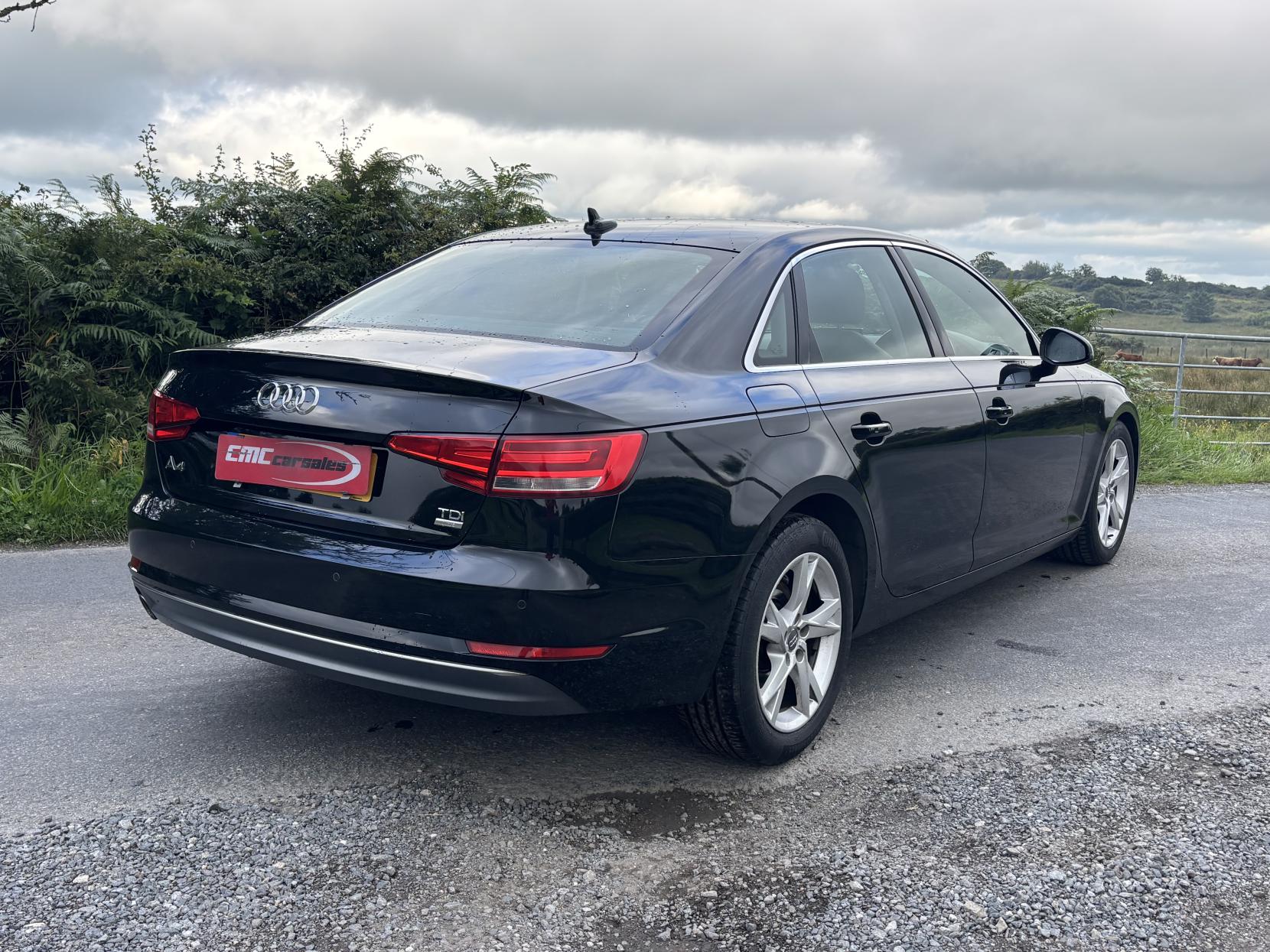 Audi A4 2.0 TDI ultra SE Saloon 4dr Diesel Manual Euro 6 (s/s) (150 ps)