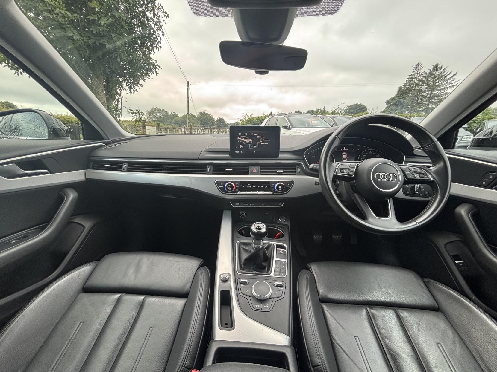 Audi A4 2.0 TDI ultra SE Saloon 4dr Diesel Manual Euro 6 (s/s) (150 ps)