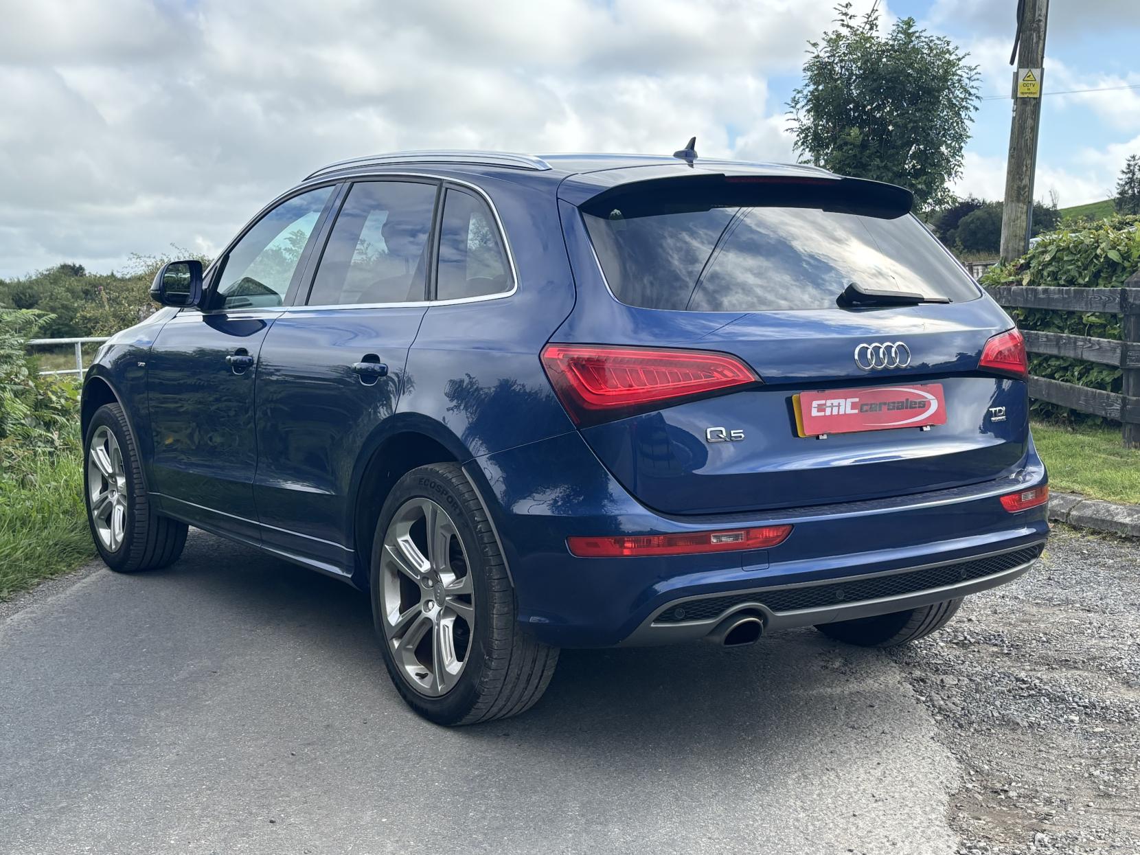 Audi Q5 2.0 TDI S line Plus SUV 5dr Diesel Manual quattro Euro 5 (s/s) (150 ps)
