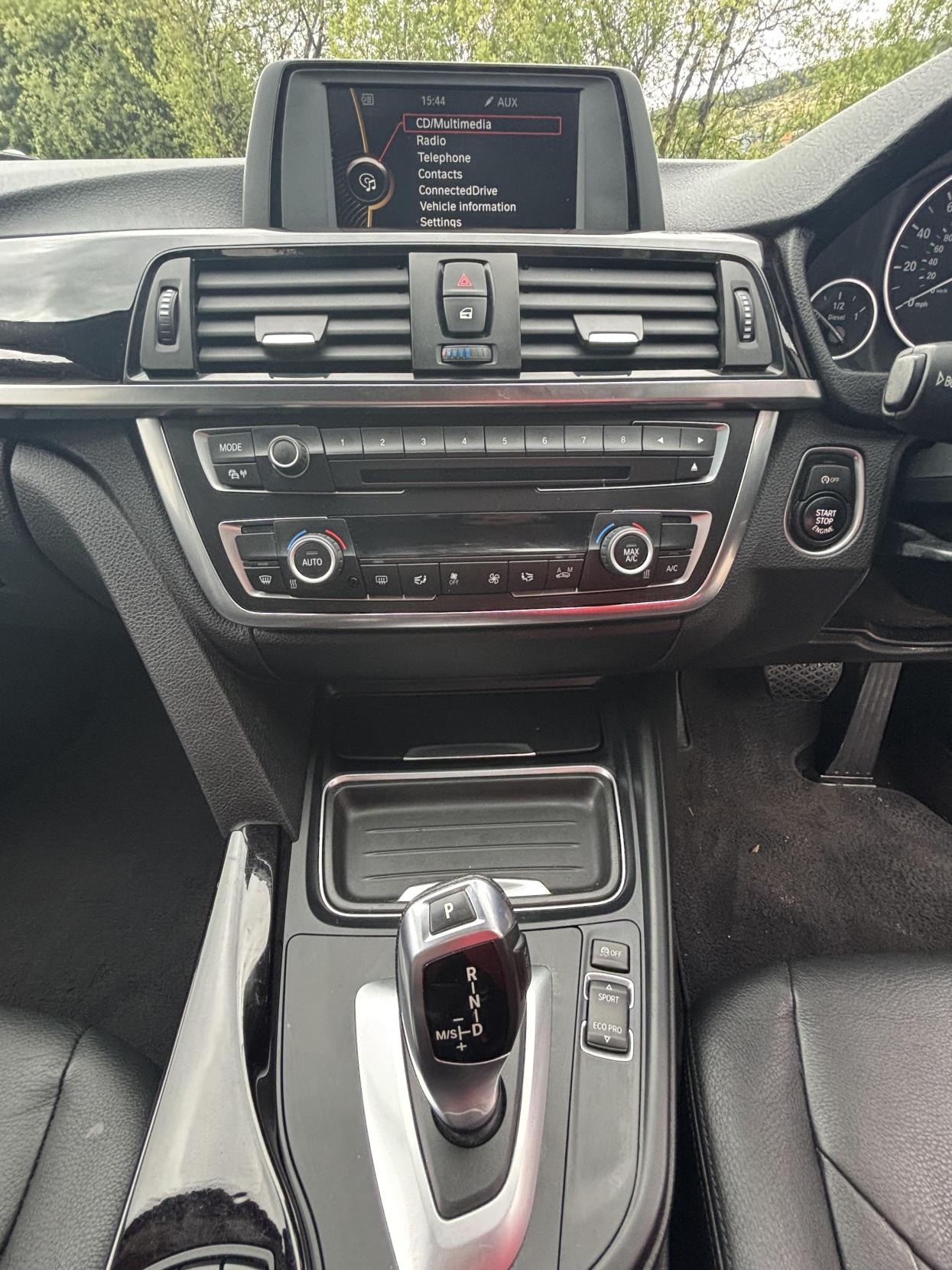 BMW 3 Series 2.0 318d Luxury Saloon 4dr Diesel Auto Euro 5 (s/s) (143 ps)
