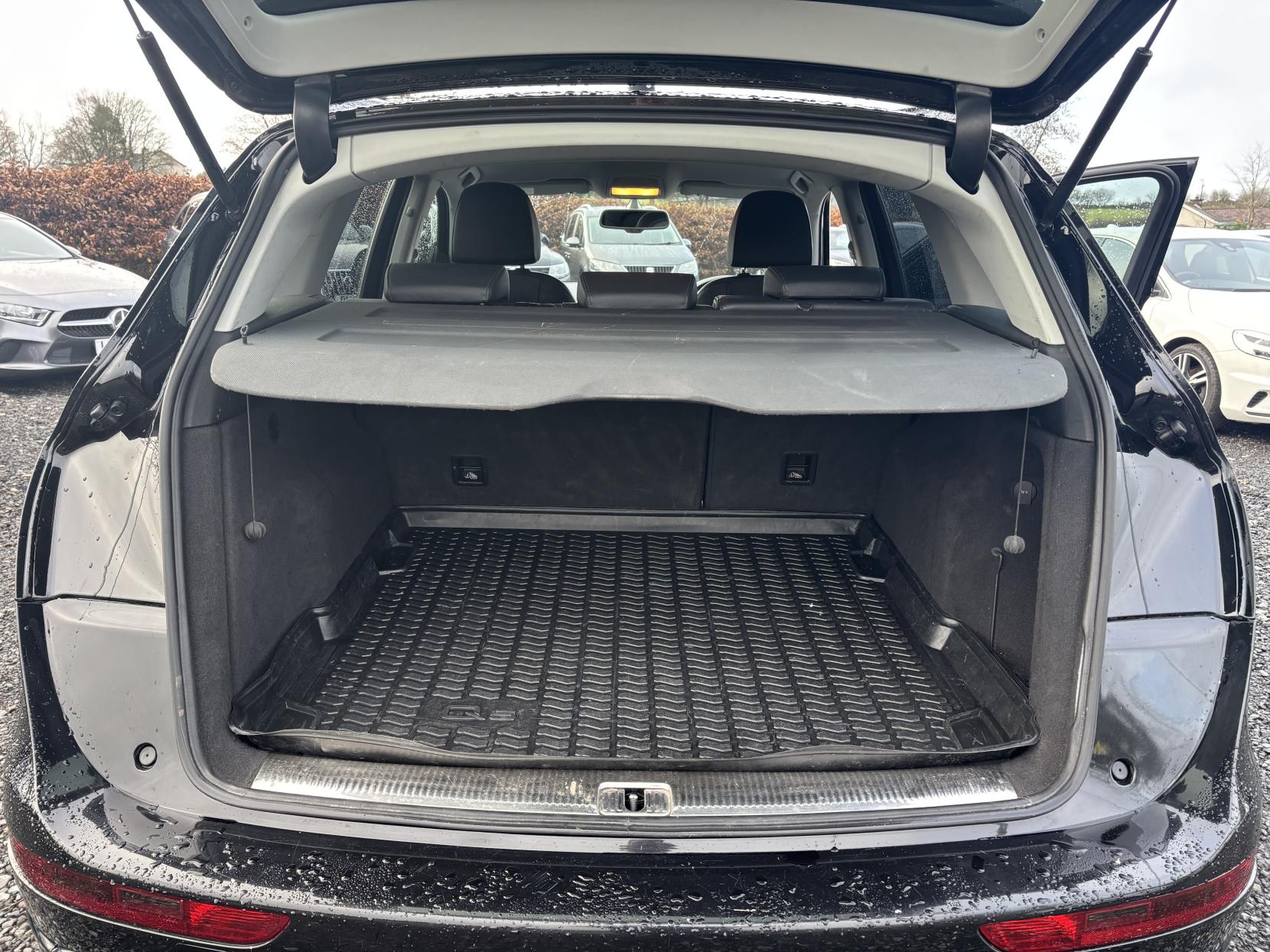 Audi Q5 2.0 TDI SE SUV 5dr Diesel S Tronic quattro Euro 5 (s/s) (177 ps)