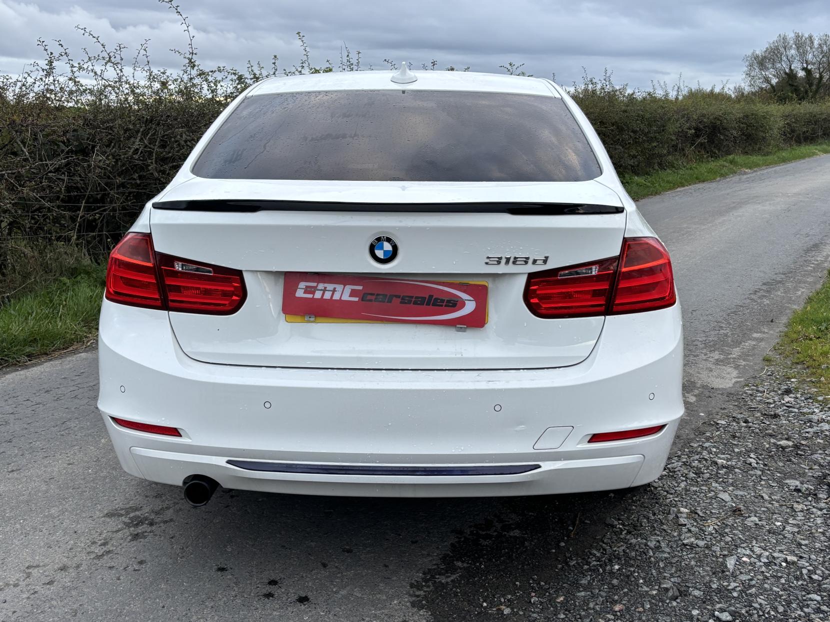 BMW 3 Series 2.0 318d BluePerformance Sport Saloon 4dr Diesel Manual Euro 6 (s/s) (143 ps)