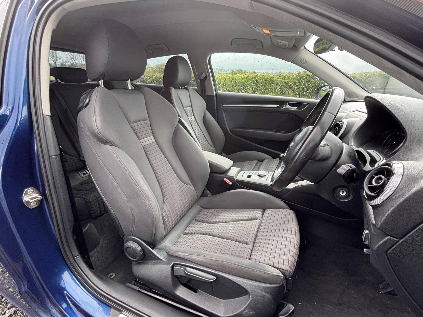 Audi A3 1.6 TDI Sport Hatchback 3dr Diesel Manual Euro 5 (s/s) (105 ps)
