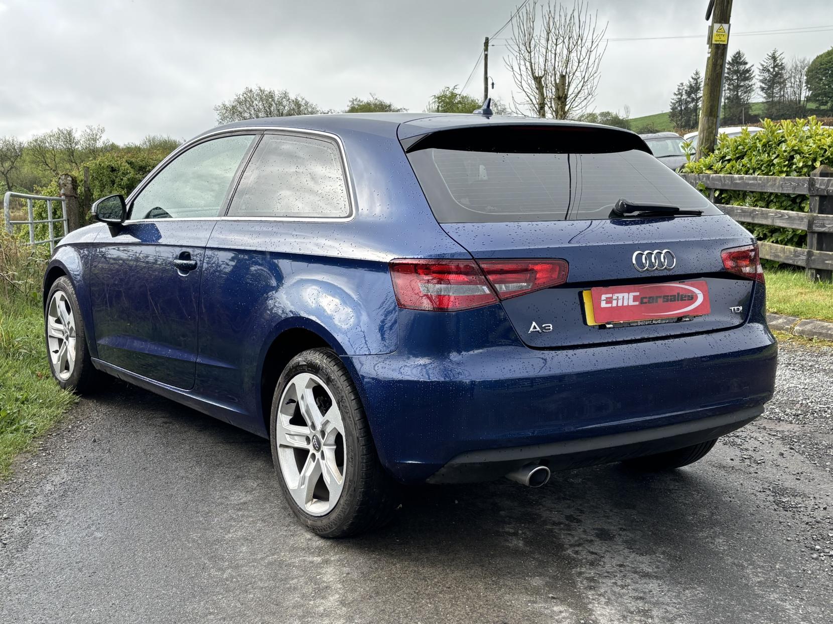 Audi A3 1.6 TDI Sport Hatchback 3dr Diesel Manual Euro 5 (s/s) (105 ps)