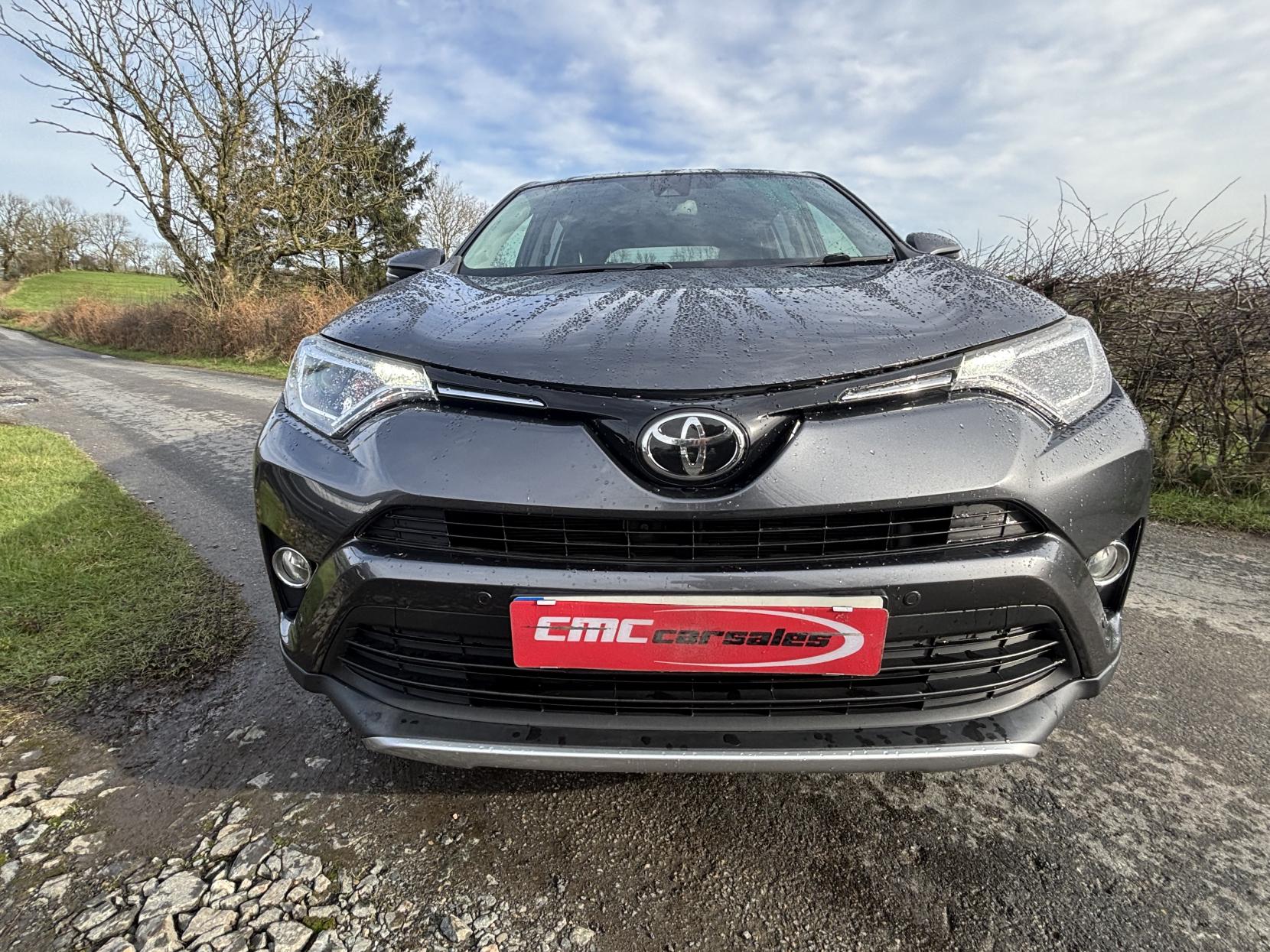 Toyota RAV4 2.0 D-4D Business Edition SUV 5dr Diesel Manual Euro 6 (s/s) (Safety Sense, Nav) (143 ps)