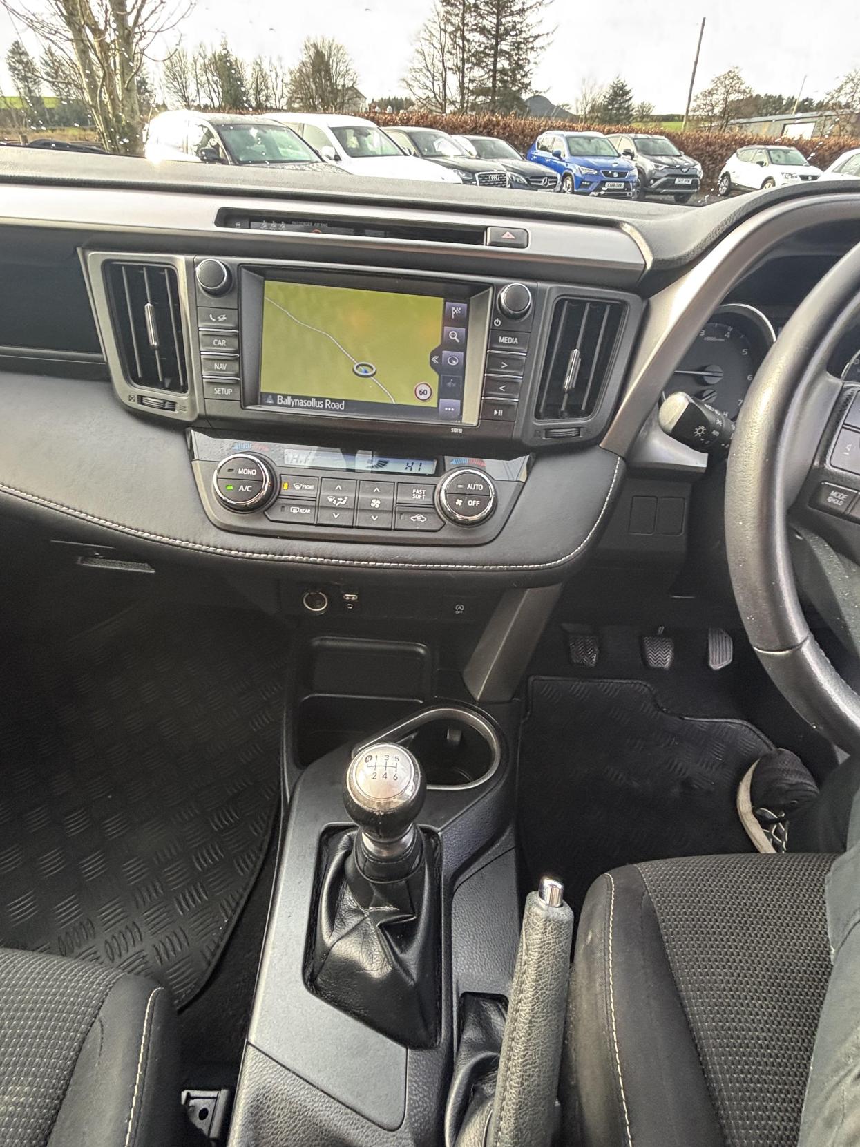 Toyota RAV4 2.0 D-4D Business Edition SUV 5dr Diesel Manual Euro 6 (s/s) (Safety Sense, Nav) (143 ps)