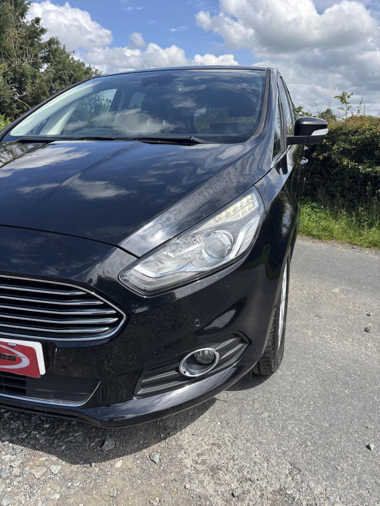 Ford S-Max 2.0 TDCi Titanium MPV 5dr Diesel Manual Euro 6 (s/s) (150 ps)