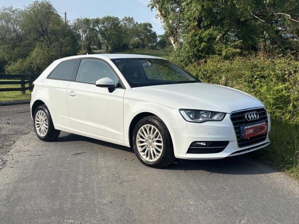 Audi A3 1.6 TDI ultra SE Technik Hatchback 3dr Diesel Manual Euro 6 (s/s) (110 ps)