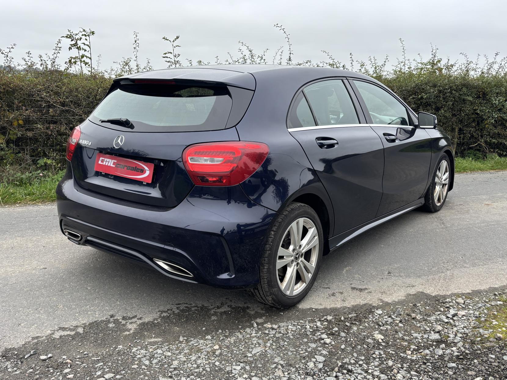 Mercedes-Benz A Class 1.5 A180d AMG Line Hatchback 5dr Diesel Manual Euro 6 (s/s) (109 ps)