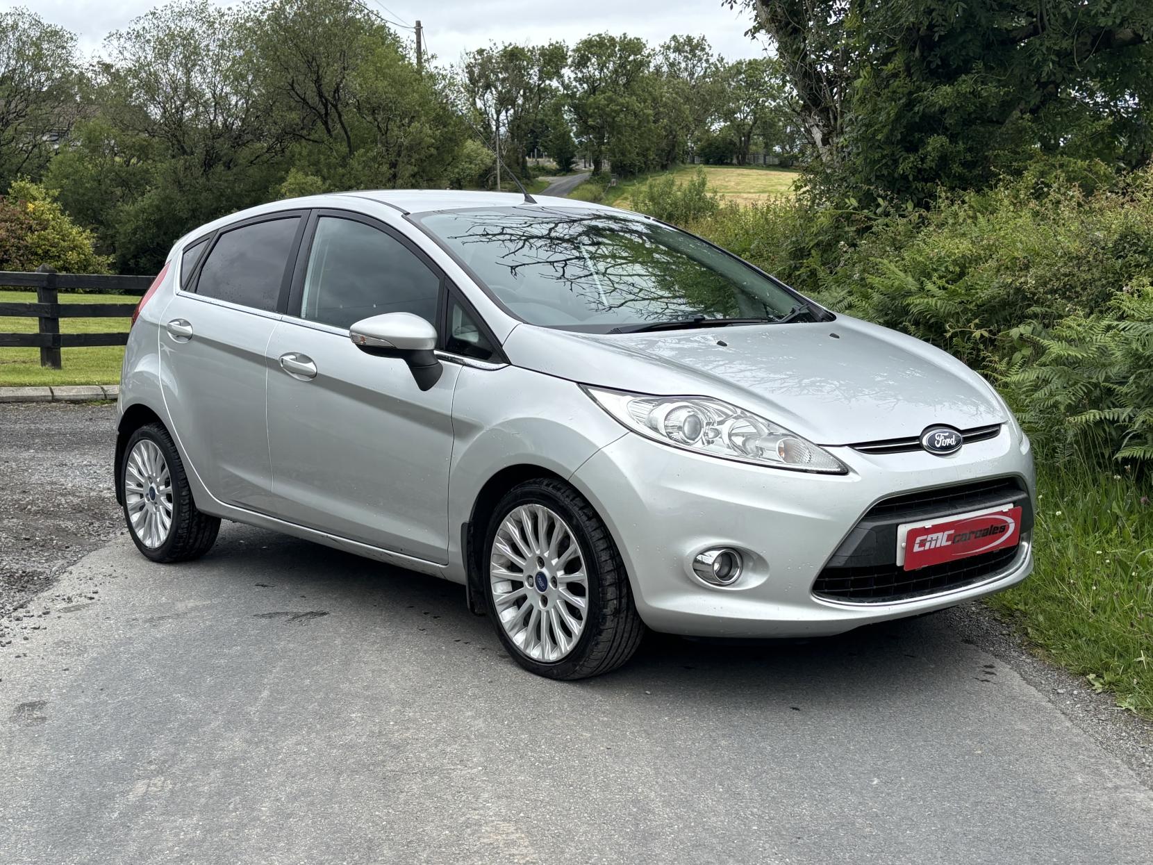 Ford Fiesta 1.4 Titanium Hatchback 5dr Petrol Manual (133 g/km, 94 bhp)