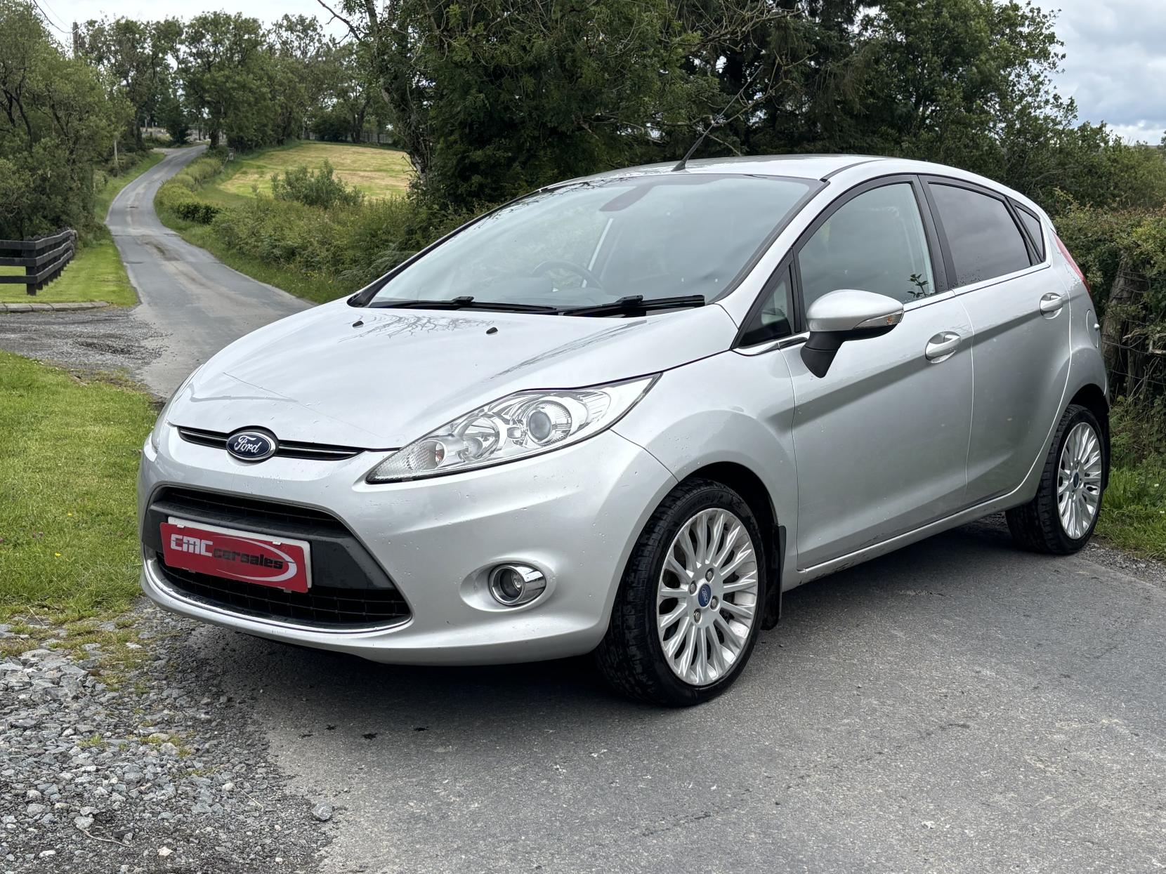 Ford Fiesta 1.4 Titanium Hatchback 5dr Petrol Manual (133 g/km, 94 bhp)