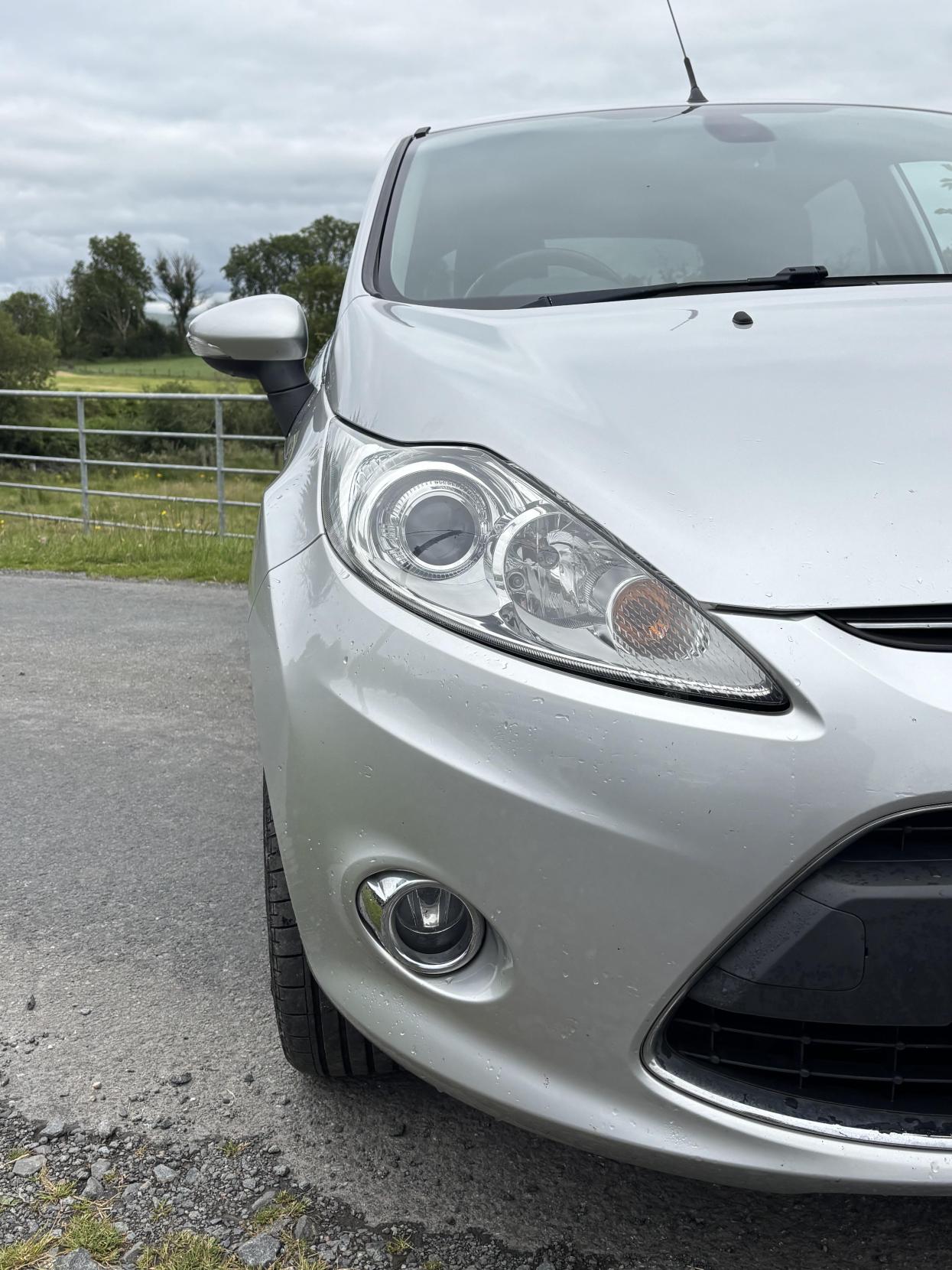 Ford Fiesta 1.4 Titanium Hatchback 5dr Petrol Manual (133 g/km, 94 bhp)