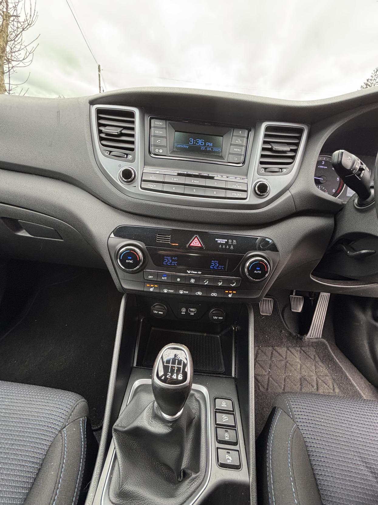 Hyundai TUCSON 1.7 CRDi Blue Drive SE SUV 5dr Diesel Manual Euro 6 (s/s) (116 ps)