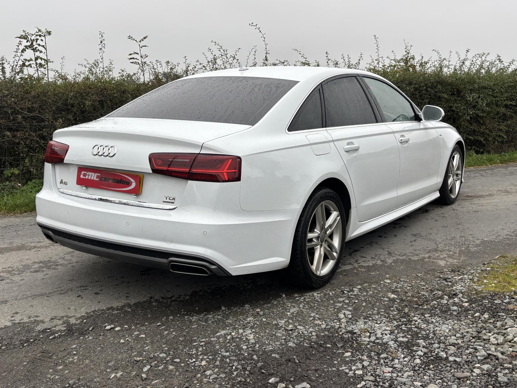 Audi A6 Saloon 2.0 TDI ultra S line Saloon 4dr Diesel S Tronic Euro 6 (s/s) (190 ps)