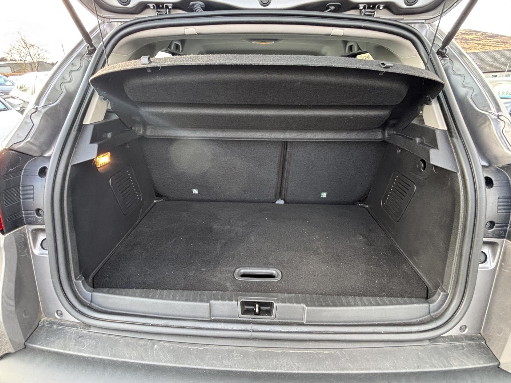 Renault Captur 1.5 dCi ENERGY Dynamique Nav SUV 5dr Diesel Manual Euro 6 (s/s) (90 ps)