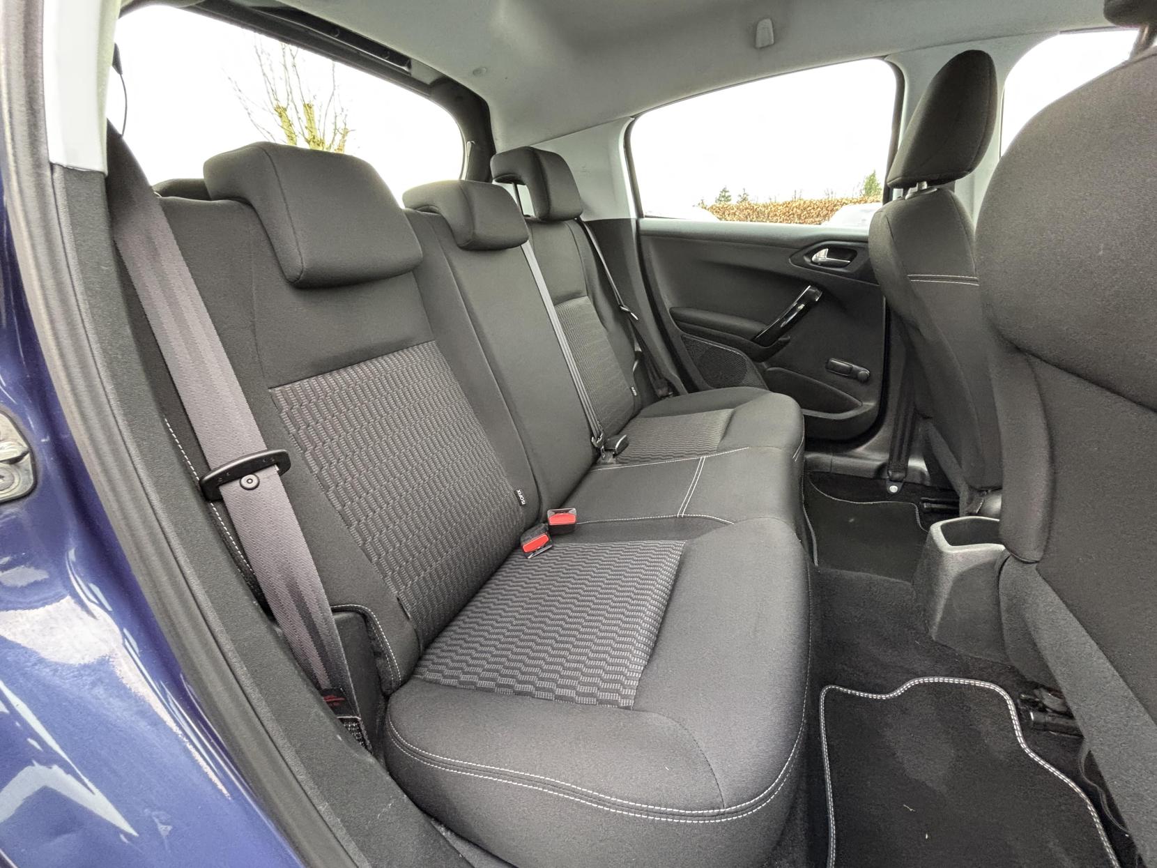 Peugeot 208 1.6 BlueHDi Active Hatchback 5dr Diesel Manual Euro 6 (75 ps)