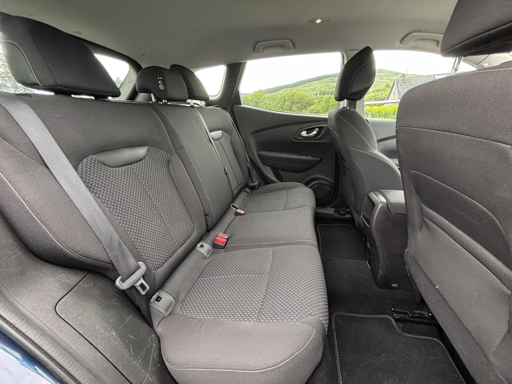 Renault Kadjar 1.5 dCi Dynamique Nav SUV 5dr Diesel Manual Euro 6 (s/s) (110 ps)