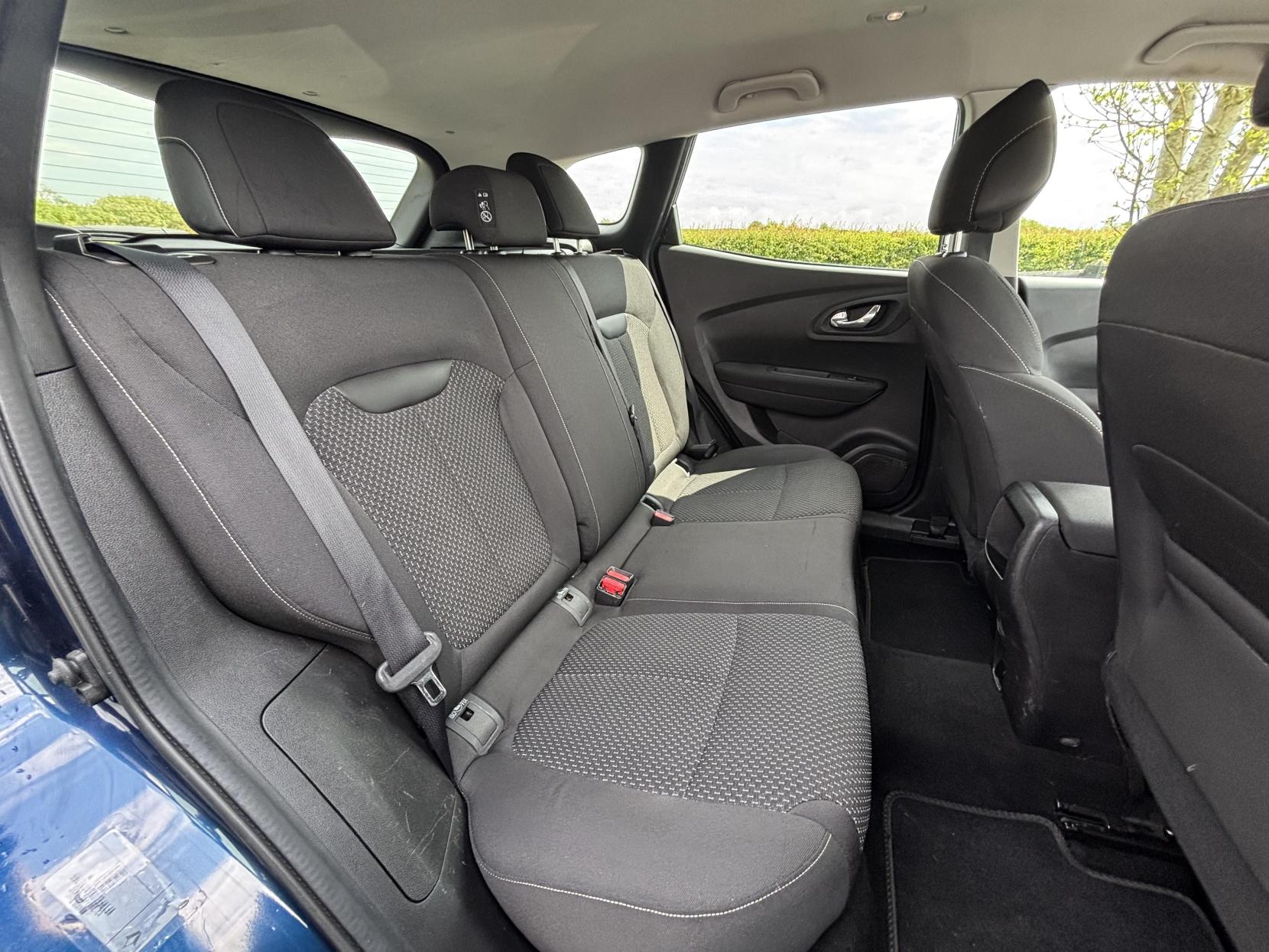 Renault Kadjar 1.5 dCi Dynamique Nav SUV 5dr Diesel Manual Euro 6 (s/s) (110 ps)