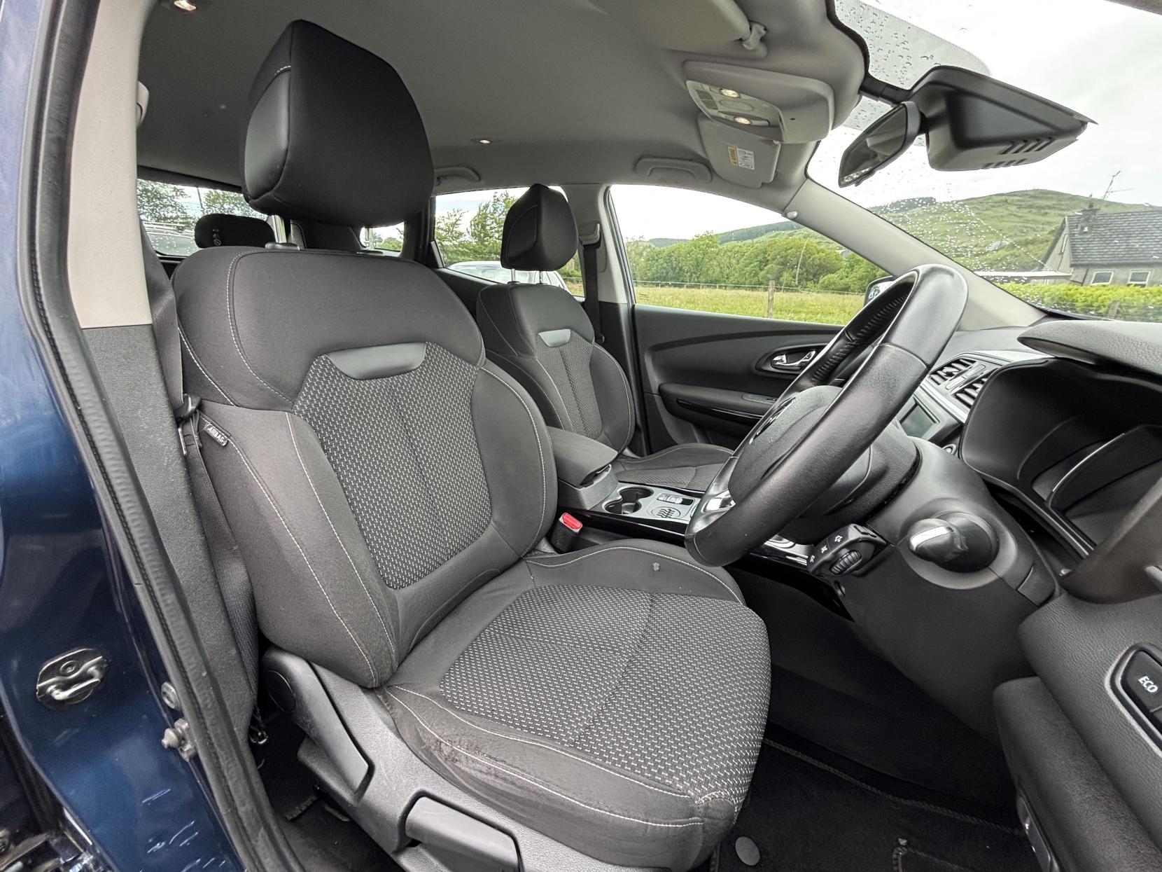 Renault Kadjar 1.5 dCi Dynamique Nav SUV 5dr Diesel Manual Euro 6 (s/s) (110 ps)