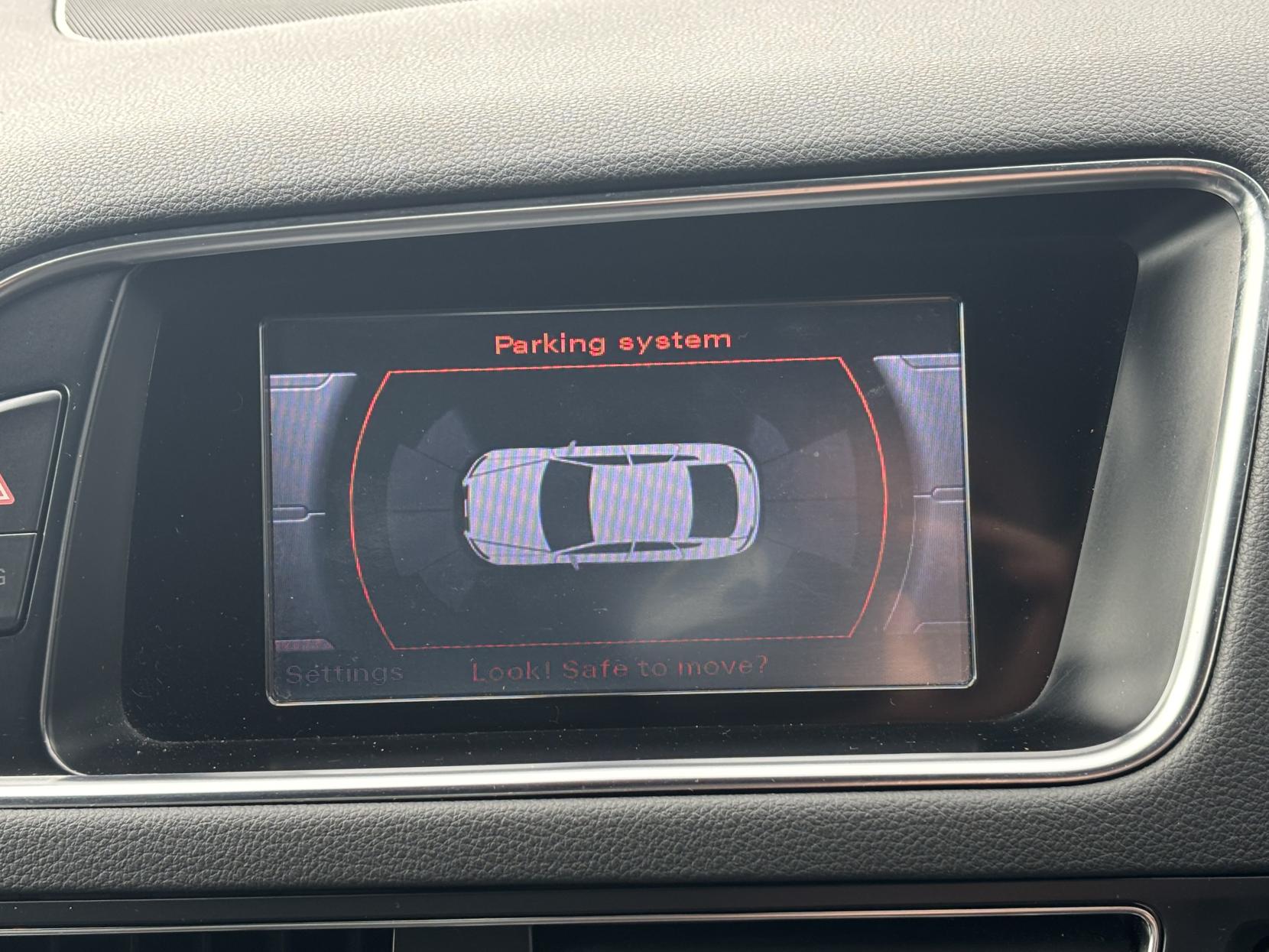 Audi Q5 2.0 TDI S line SUV 5dr Diesel S Tronic quattro Euro 5 (s/s) (177 ps)