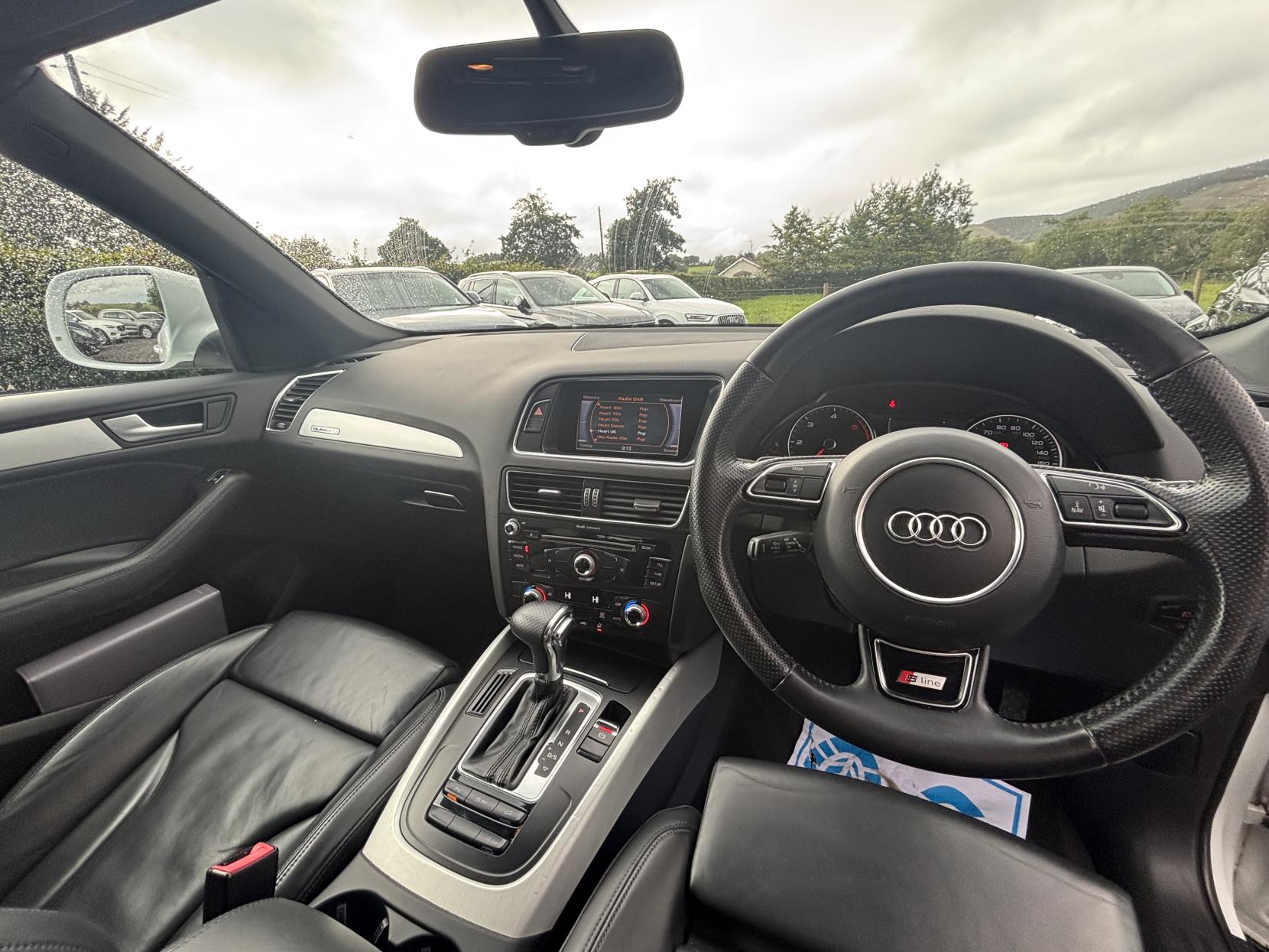 Audi Q5 2.0 TDI S line SUV 5dr Diesel S Tronic quattro Euro 5 (s/s) (177 ps)