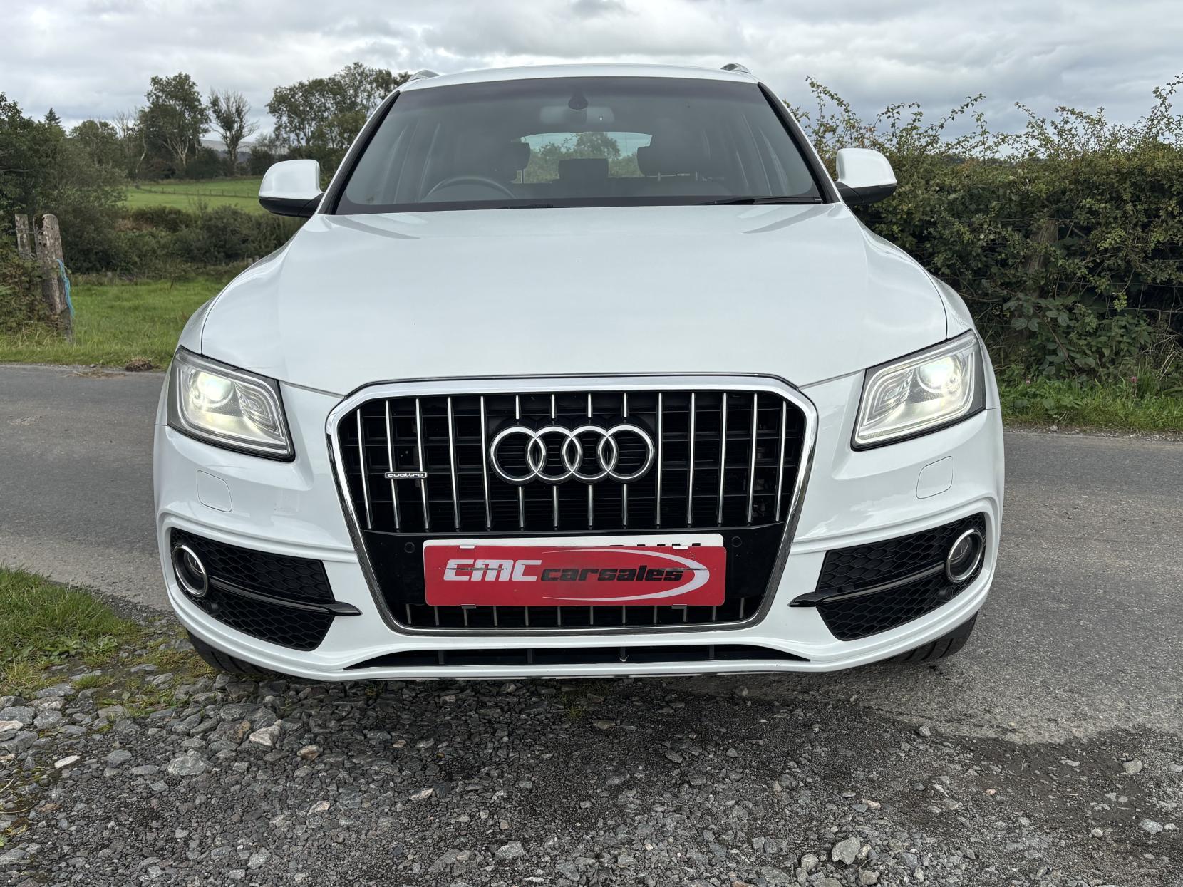 Audi Q5 2.0 TDI S line SUV 5dr Diesel S Tronic quattro Euro 5 (s/s) (177 ps)