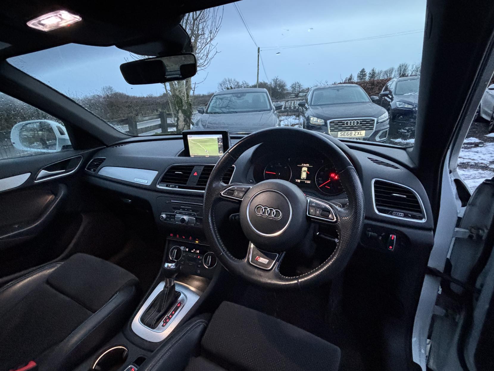 Audi Q3 2.0 TDI S line Edition SUV 5dr Diesel S Tronic quattro Euro 6 (s/s) (184 ps)